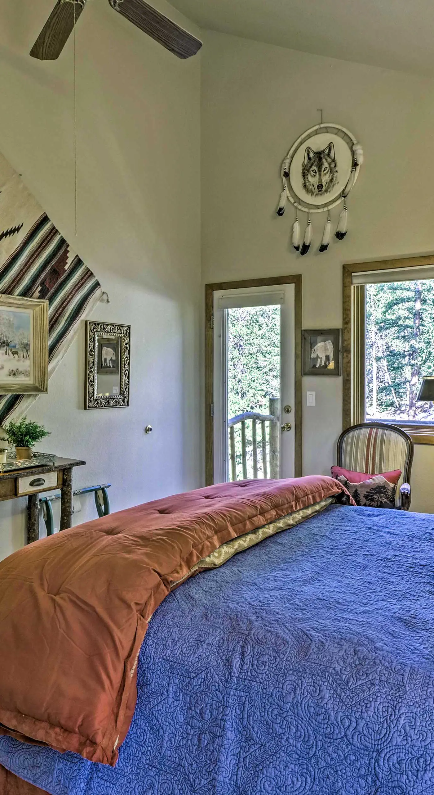Spacious Fairplay Retreat w/ Hot Tub & Fire Pit!