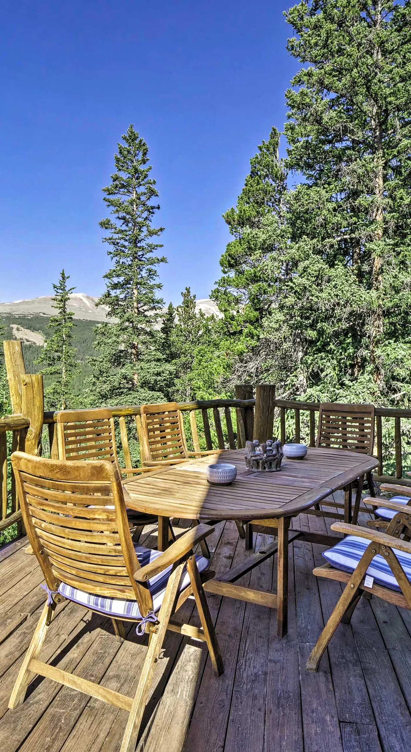 Spacious Fairplay Retreat w/ Hot Tub & Fire Pit!