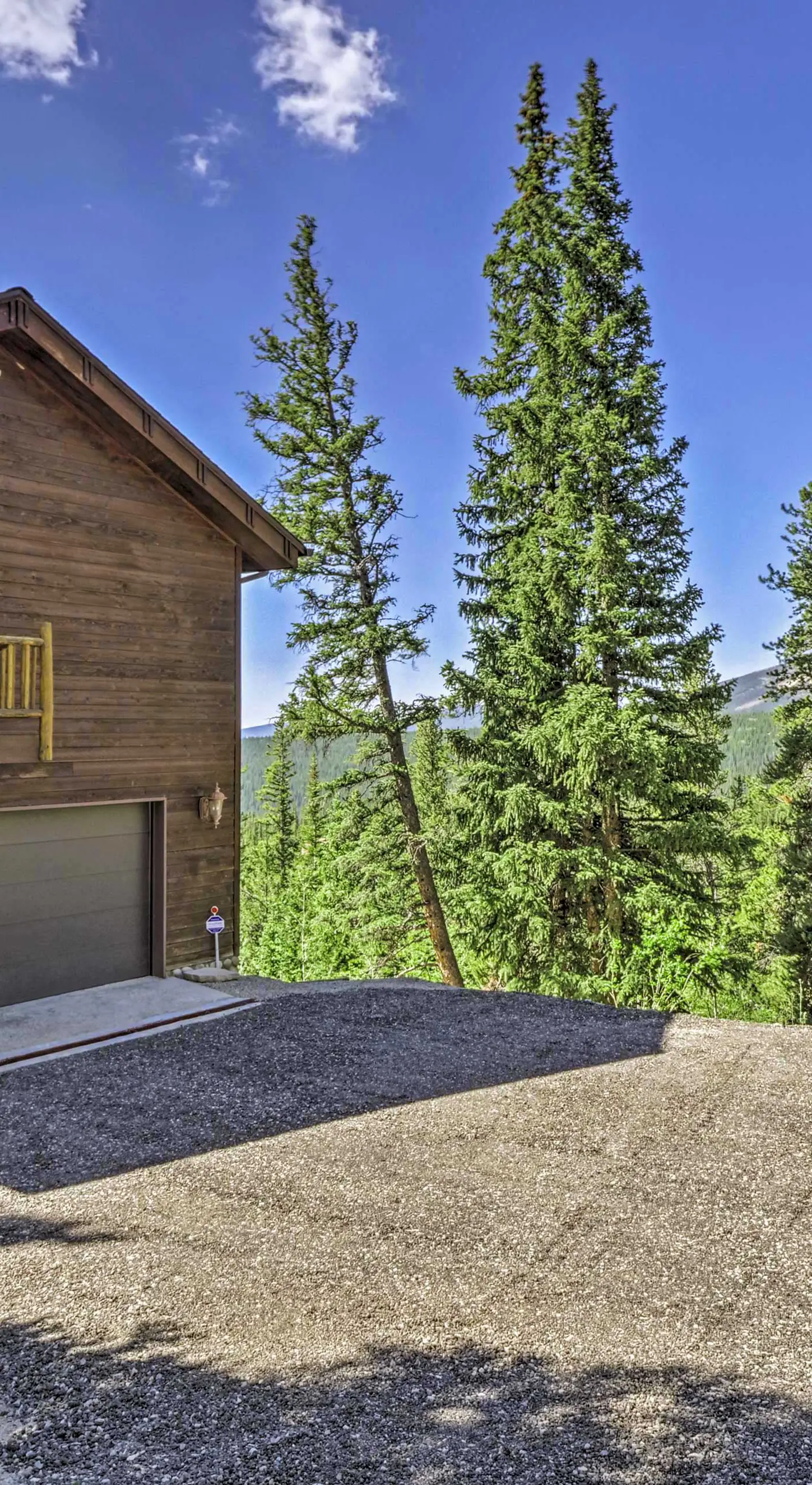 Spacious Fairplay Retreat w/ Hot Tub & Fire Pit!