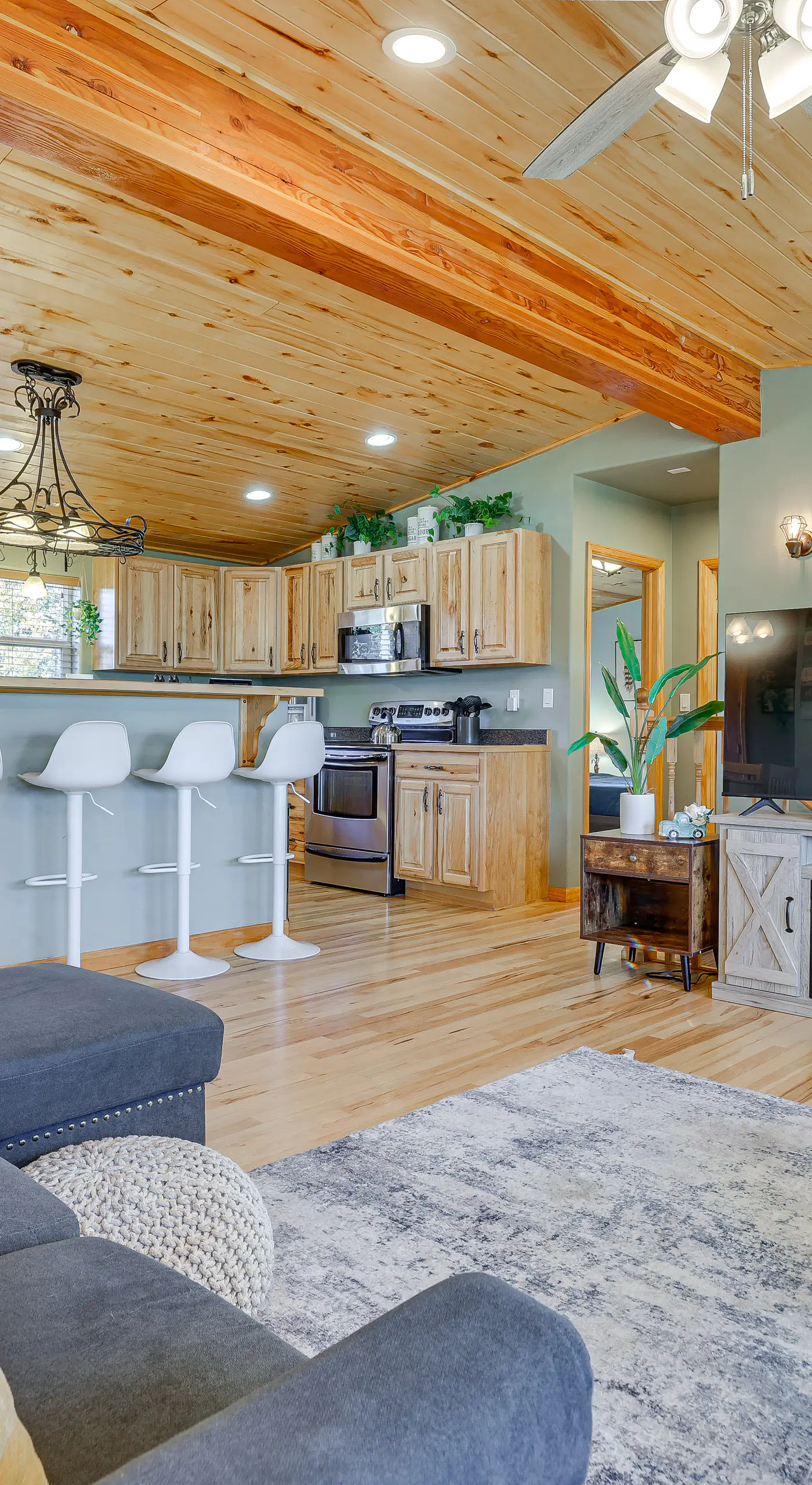 2023010592 Fairplay Home w/ Hot Tub & Fireplace!
