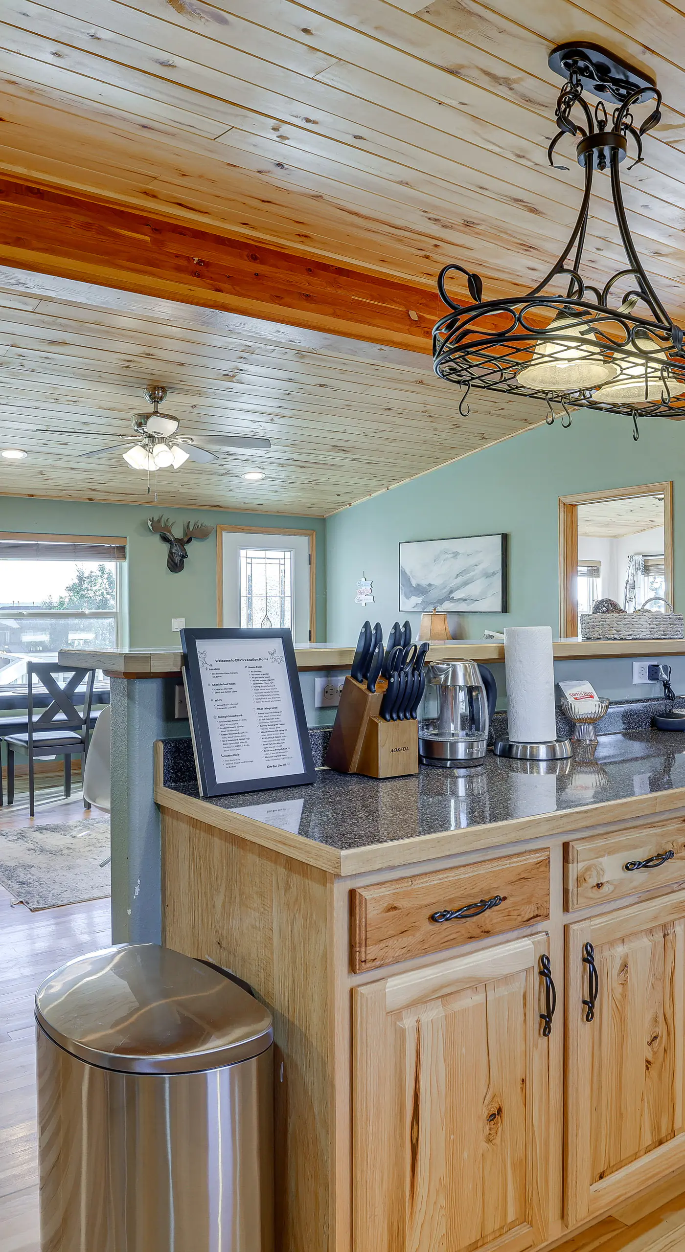 2023010592 Fairplay Home w/ Hot Tub & Fireplace!