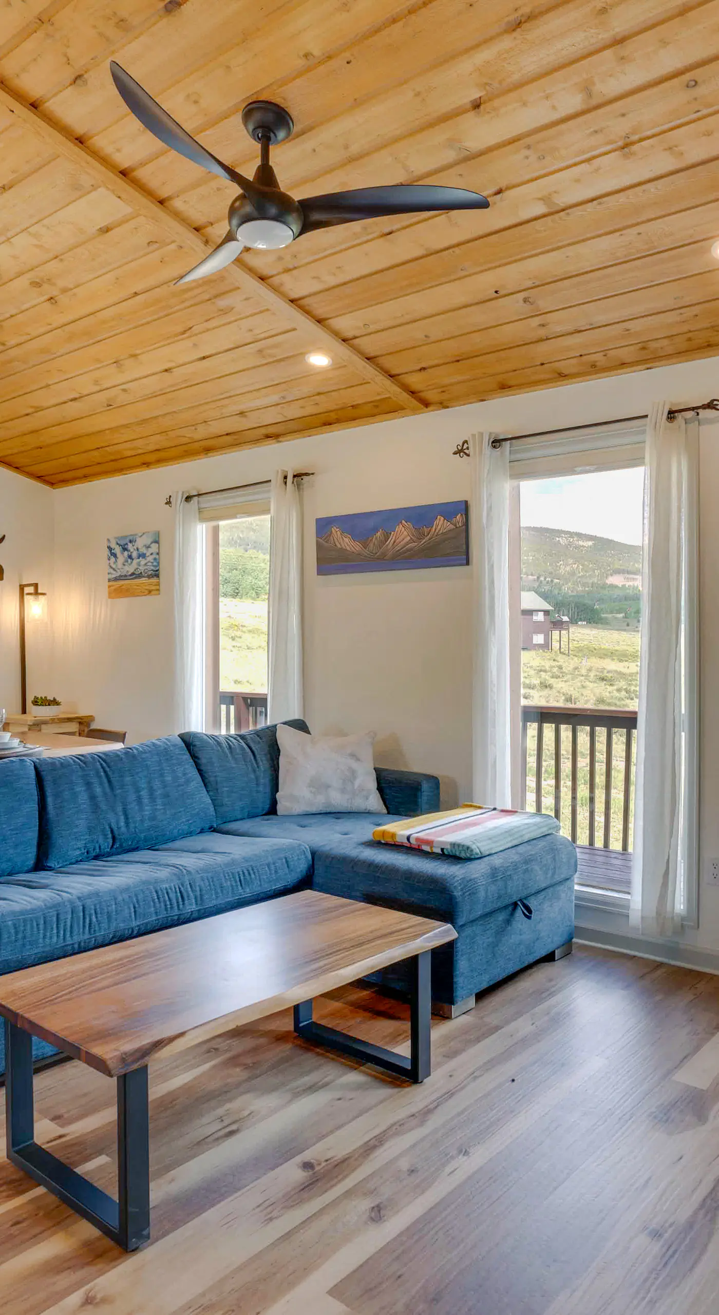 Warm Springs Ranch Mtn View & Deck: Fairplay Cabin