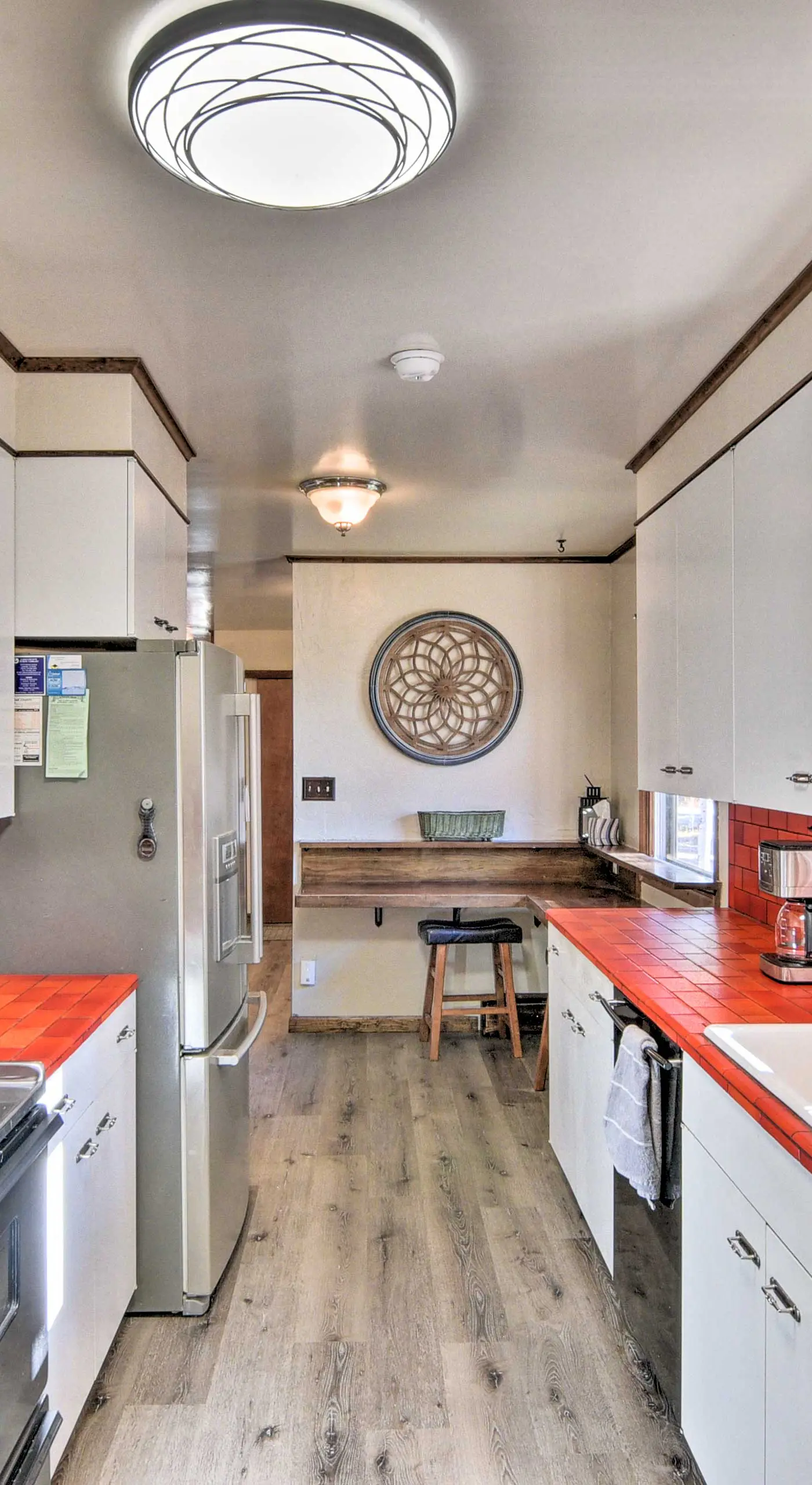 Charming Leadville Retreat w/ Private Hot Tub