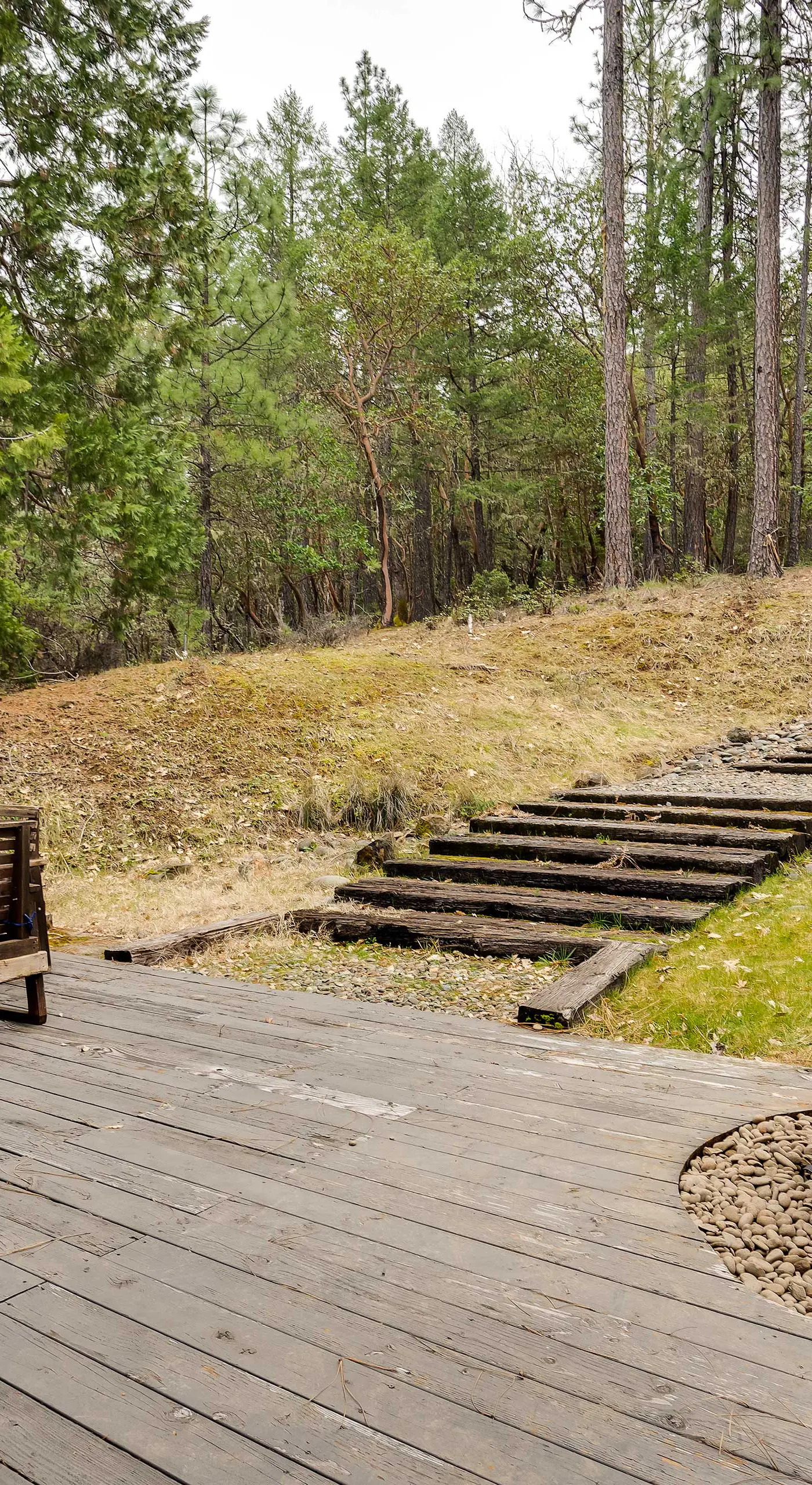 Peaceful Applegate River Valley Sanctuary!