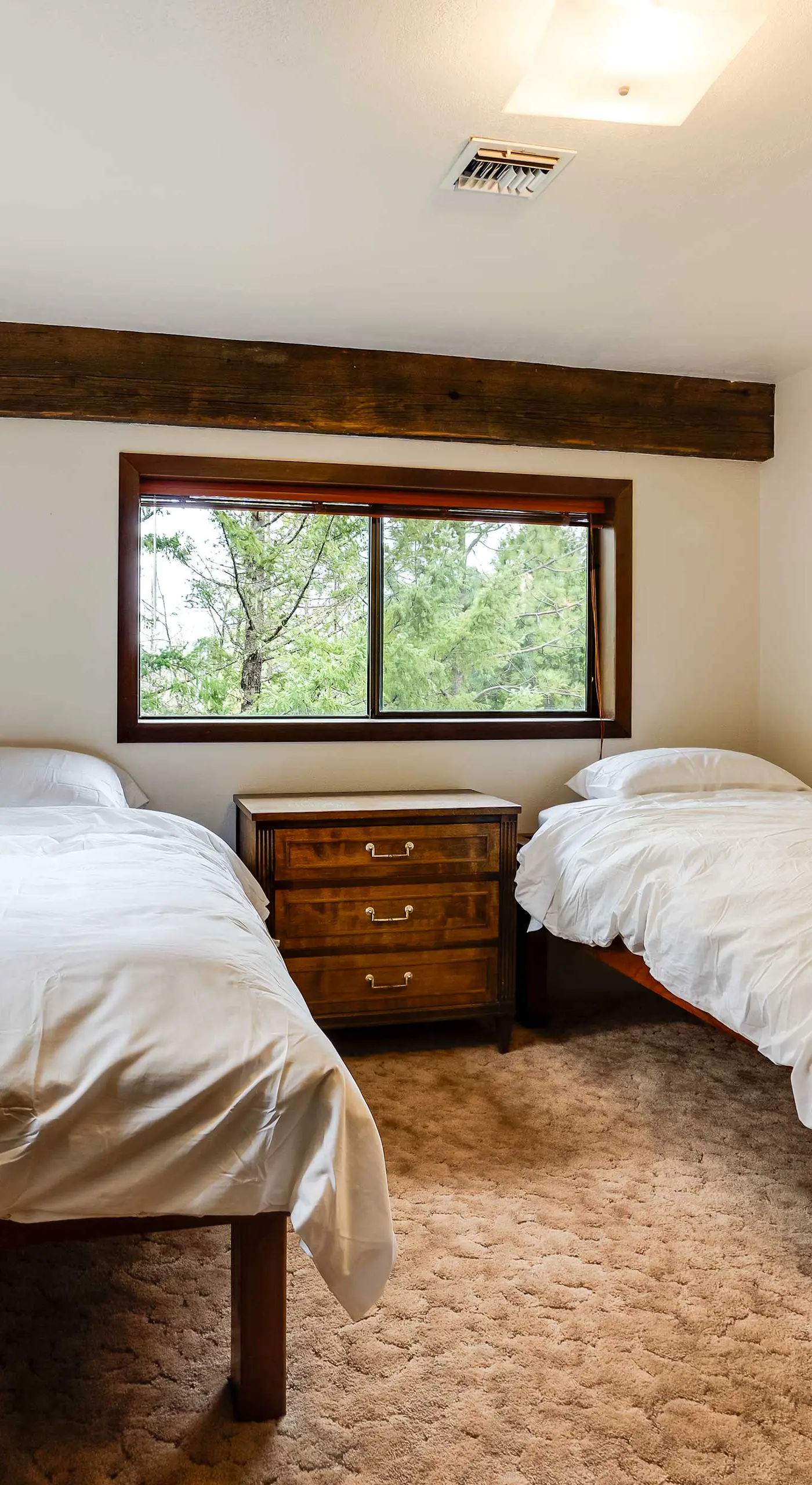 Peaceful Applegate River Valley Sanctuary!