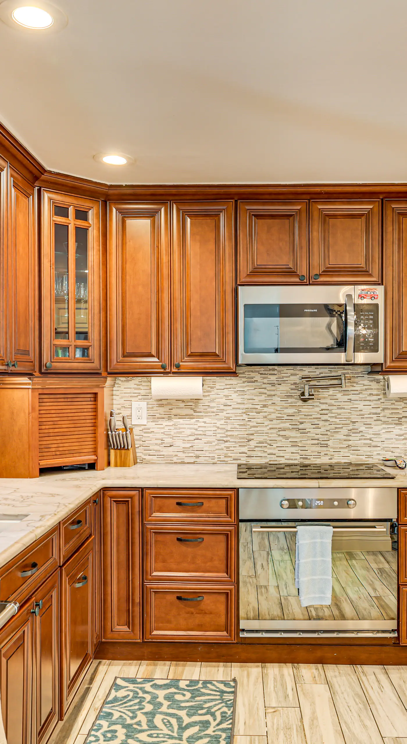 Near Yale & Lighthouse Point Beach: Home w/ Pool!