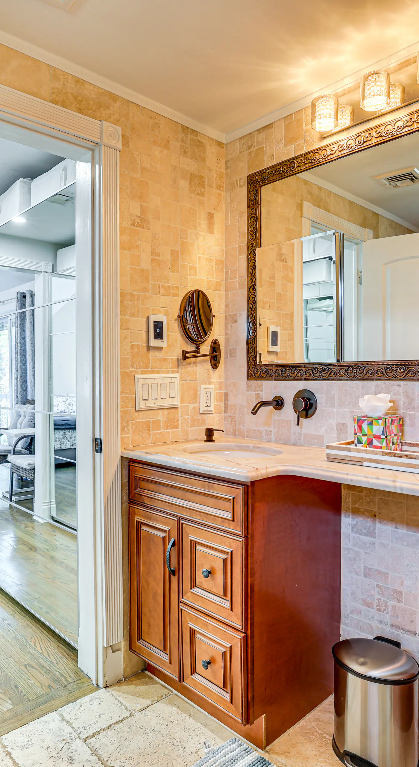 Near Yale & Lighthouse Point Beach: Home w/ Pool!