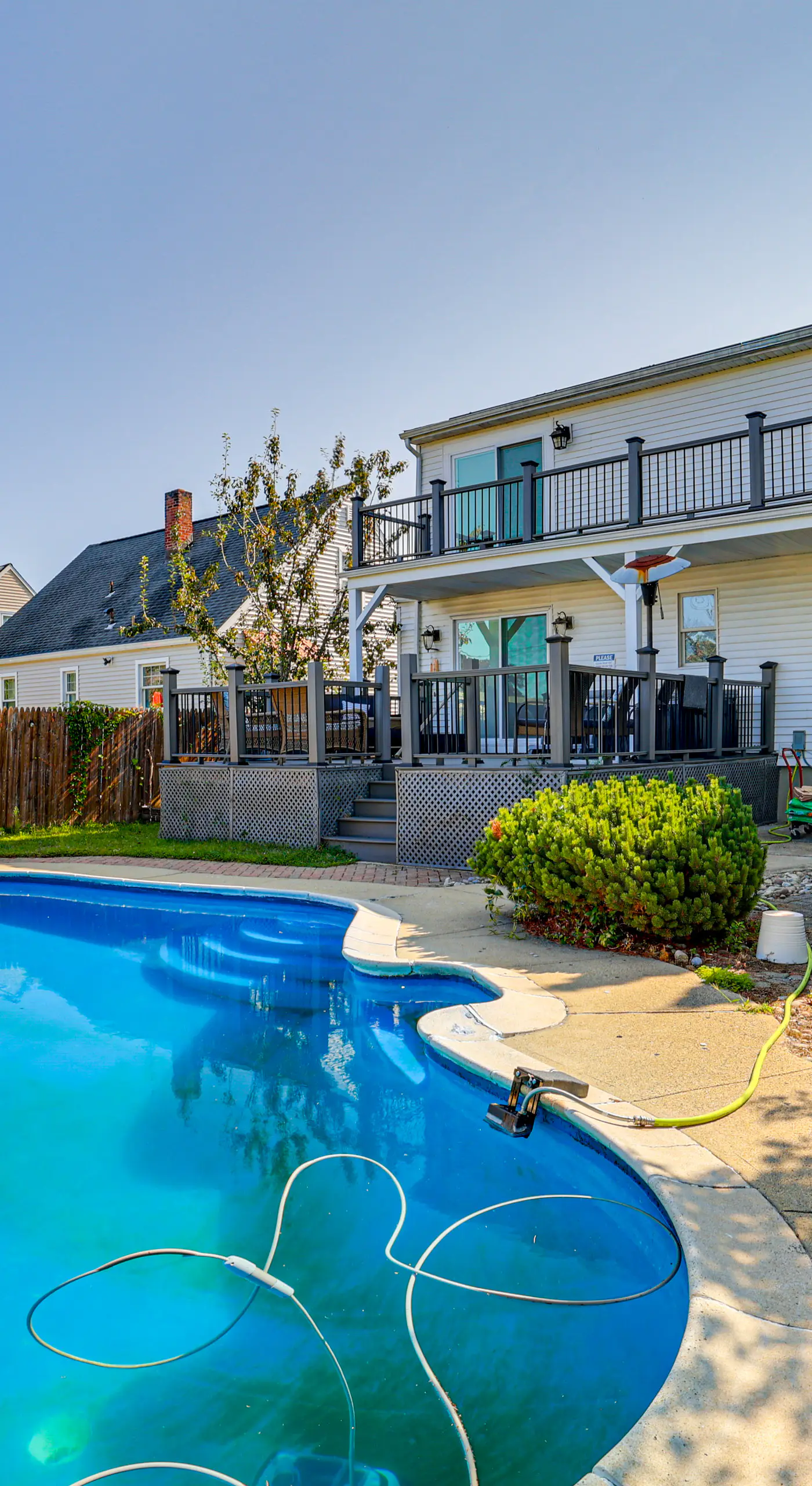 Near Yale & Lighthouse Point Beach: Home w/ Pool!