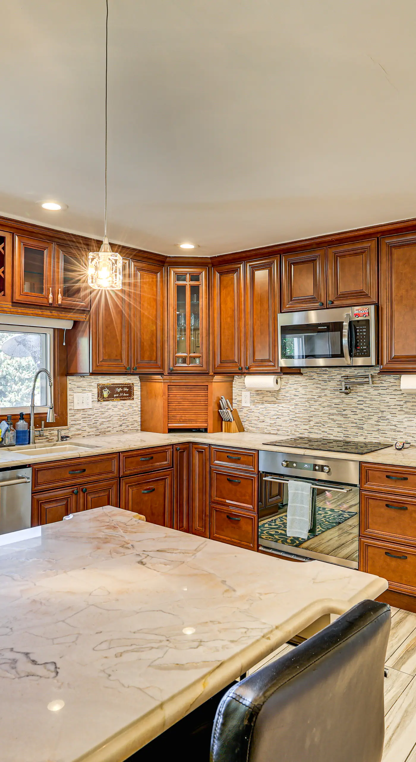 Near Yale & Lighthouse Point Beach: Home w/ Pool!