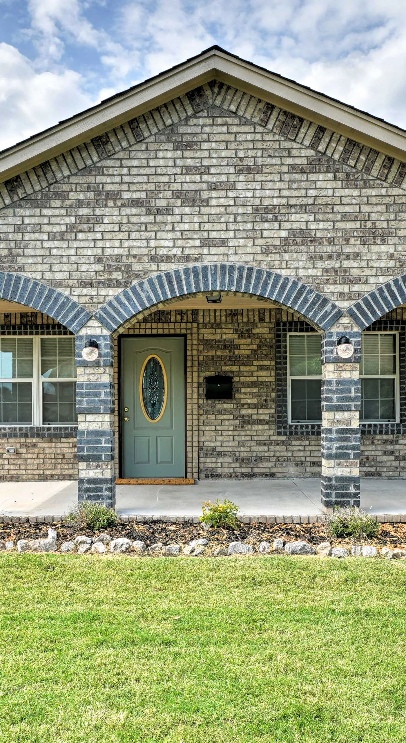Oklahoma City Home w/ Yard - 5 Mi to Downtown!