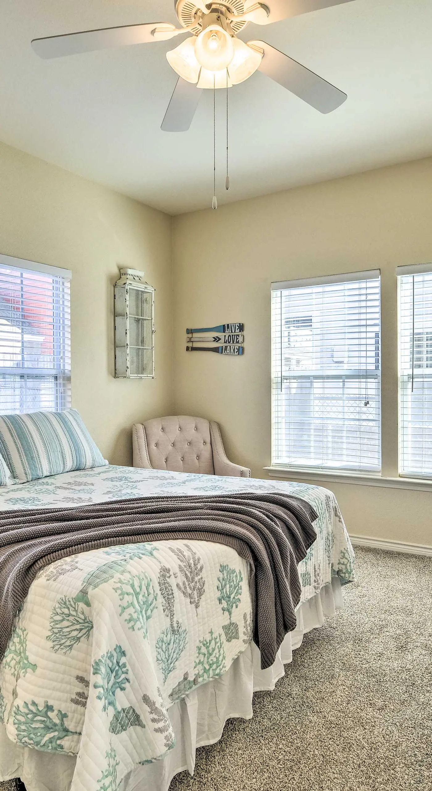 Walk to Lake + Pool Access! Family Gem in Afton