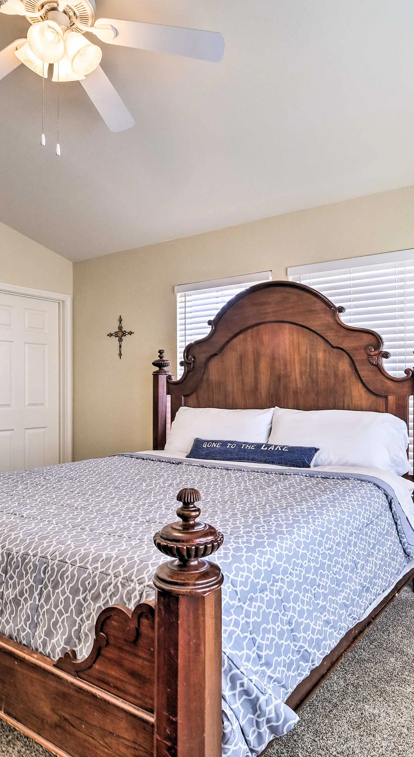 Walk to Lake + Pool Access! Family Gem in Afton