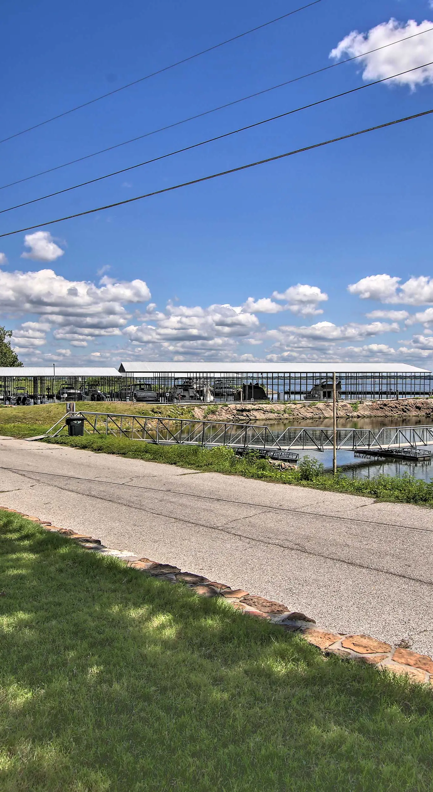 Walk to Lake + Pool Access! Family Gem in Afton