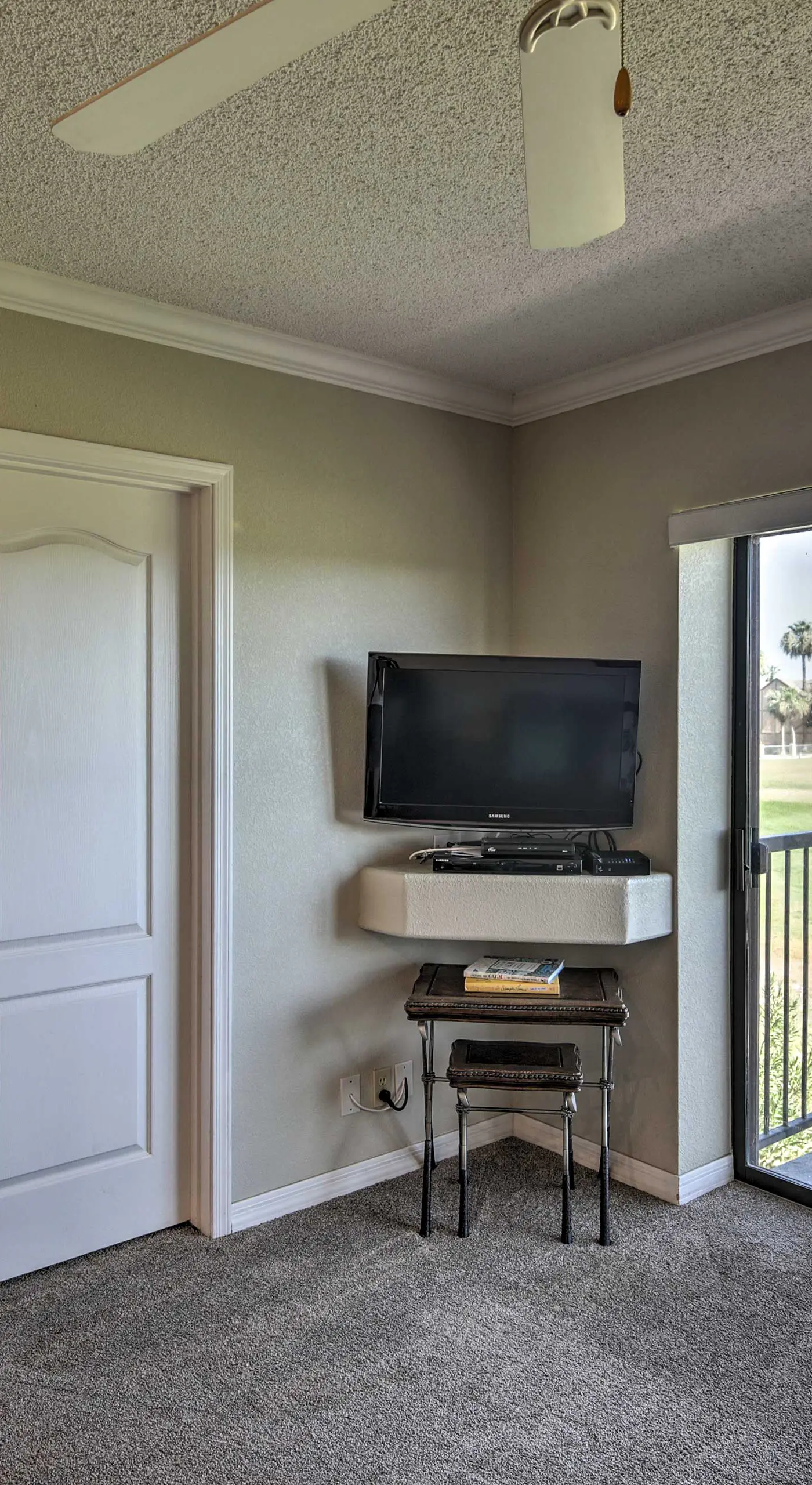 Lake Havasu Getaway w/ Golf Course & Lake Views!