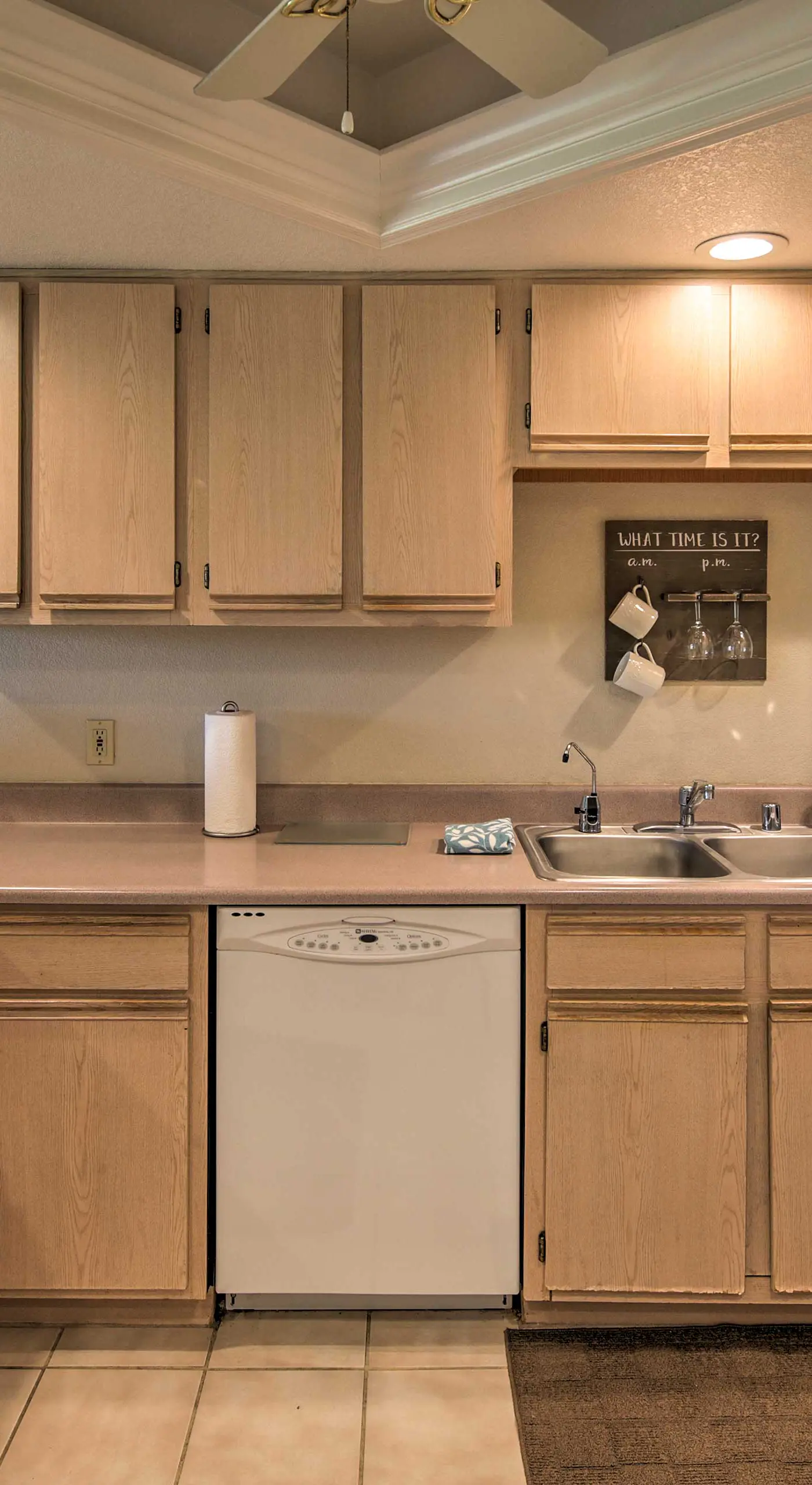Lake Havasu Getaway w/ Golf Course & Lake Views!