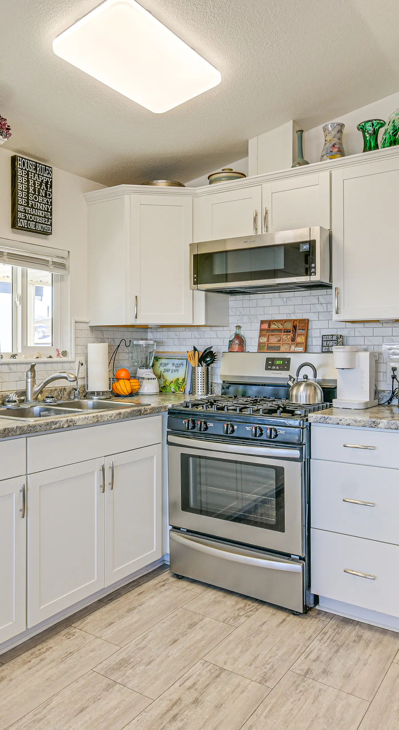 Steps to Beach: Lake Havasu City Home w/ Grill!