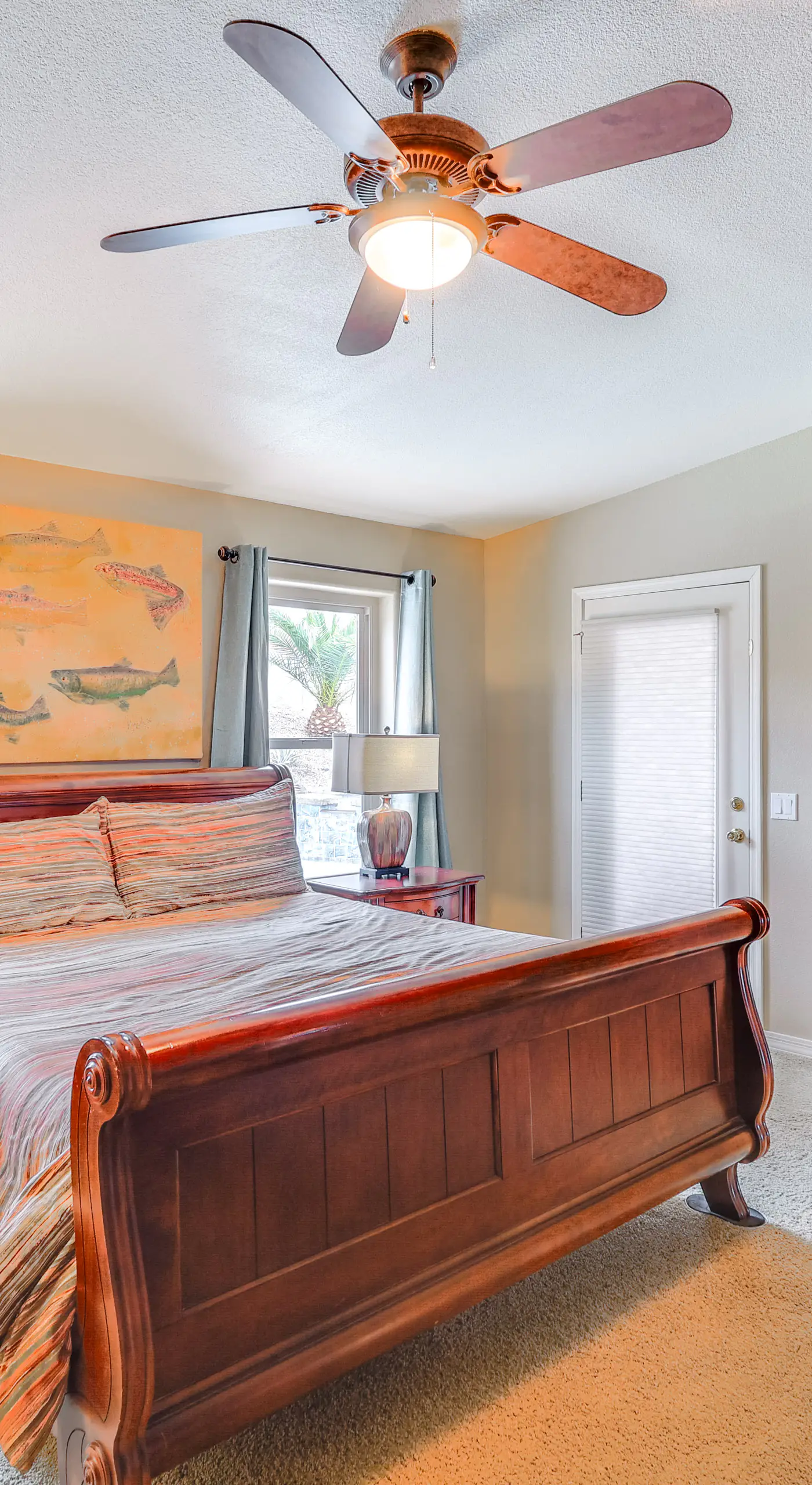 3 Mi to Lake Havasu! Retreat w/ Poolside Oasis