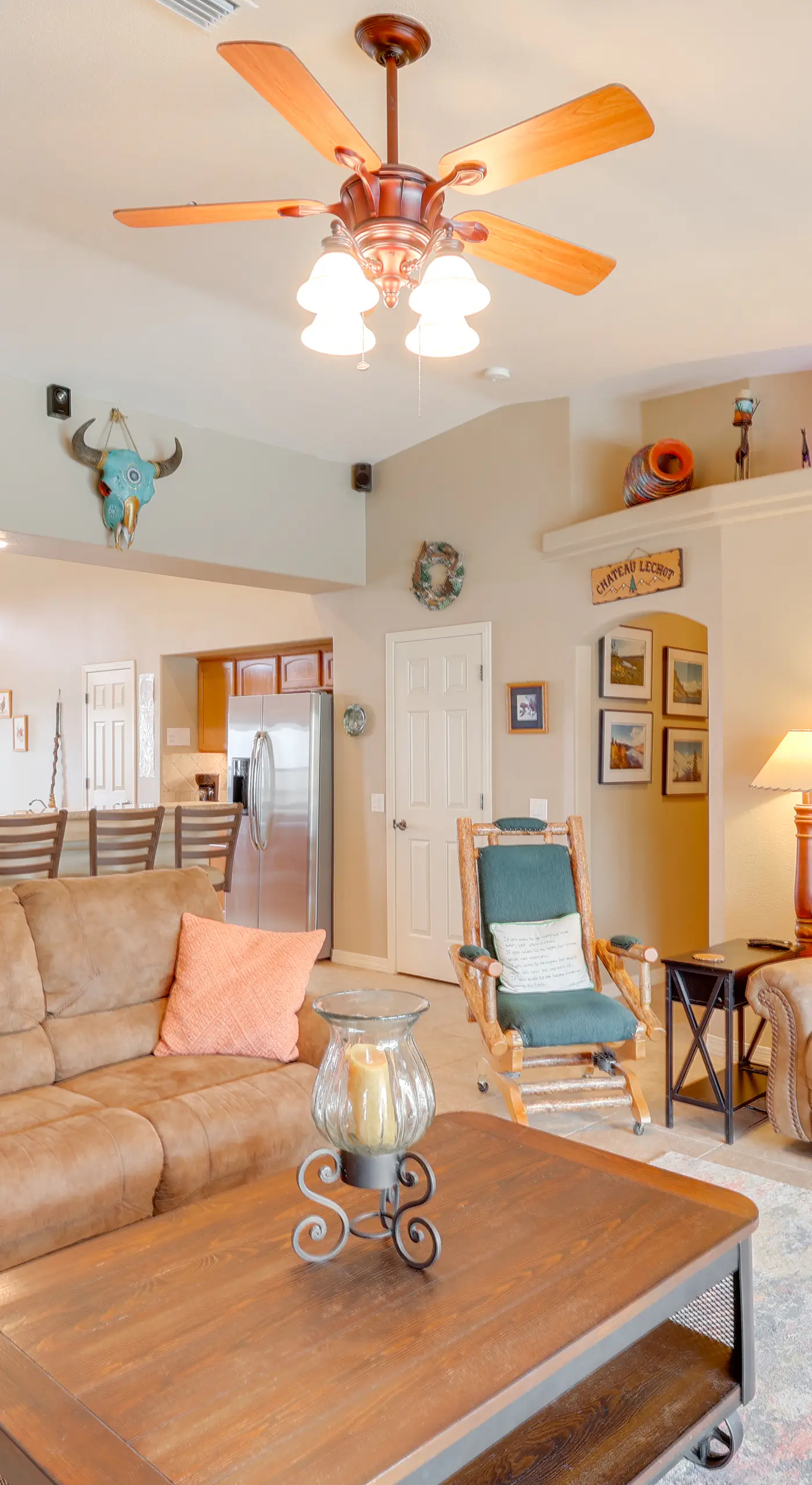 3 Mi to Lake Havasu! Retreat w/ Poolside Oasis