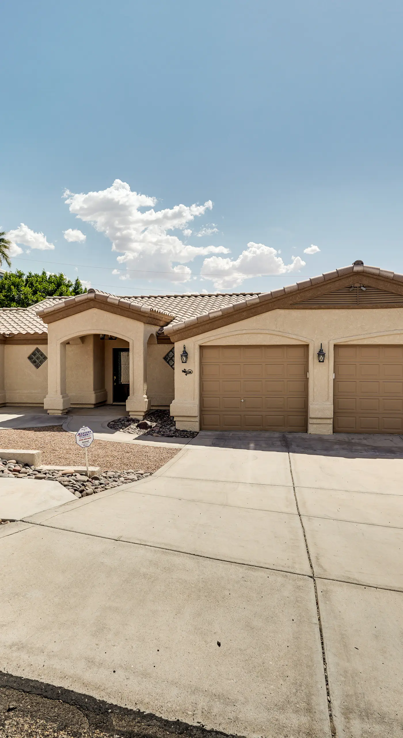 Pet Friendly w/ Private Pool: Lake Havasu Home!