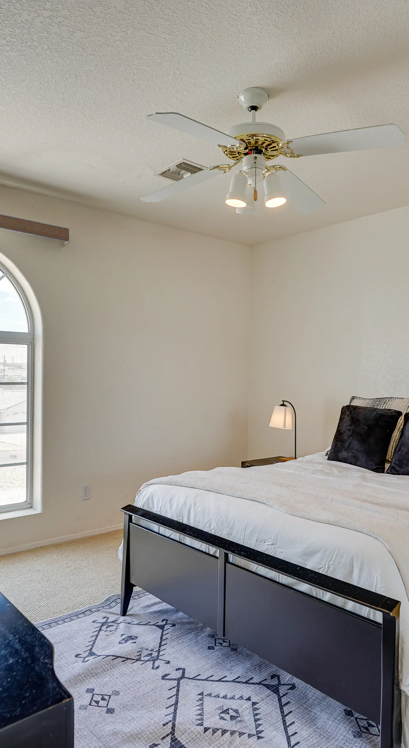 Views & Fenced Yard: Lake Havasu City Home!