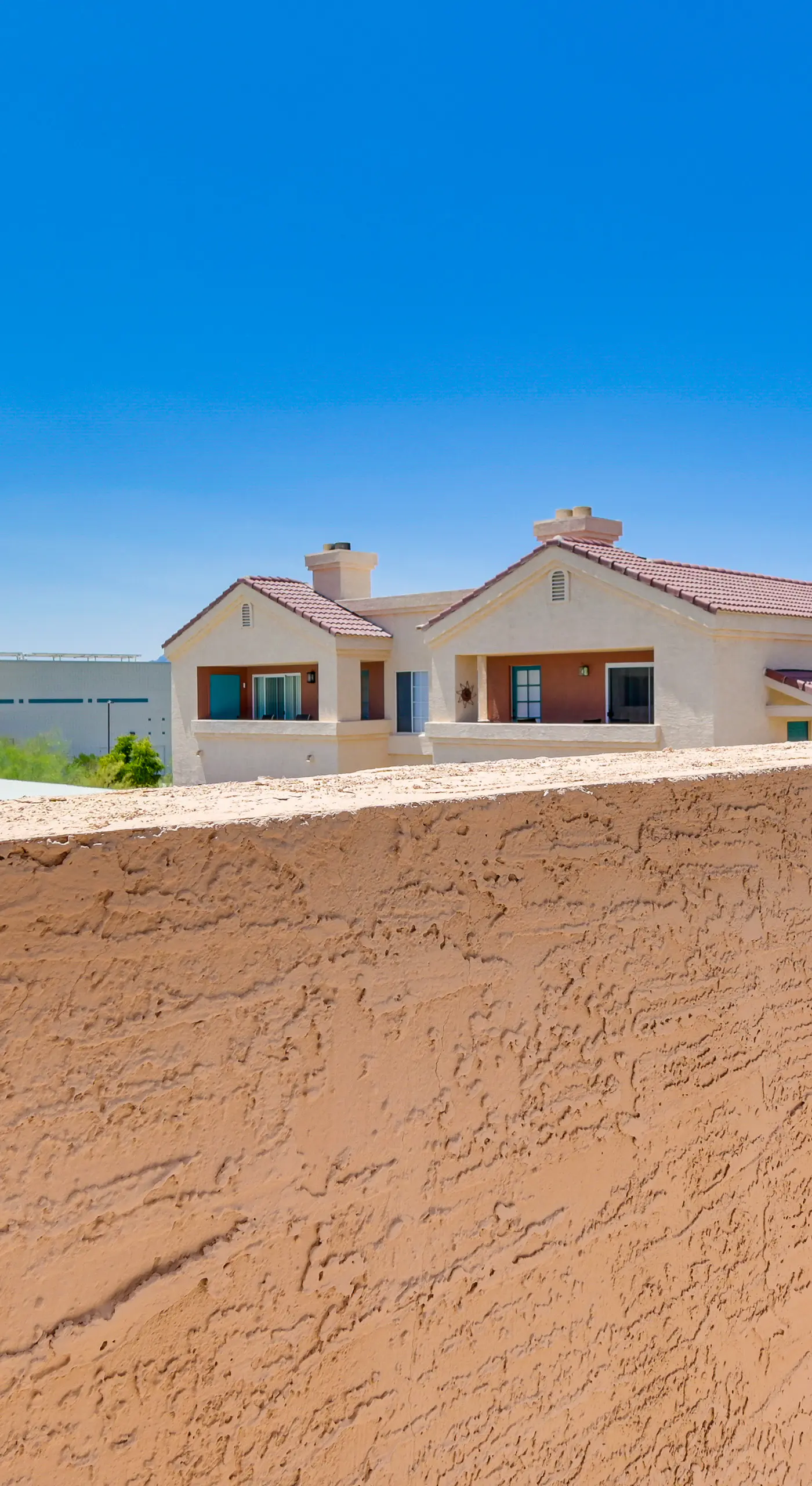 Patio & Pool Access: Lake Havasu City Gem