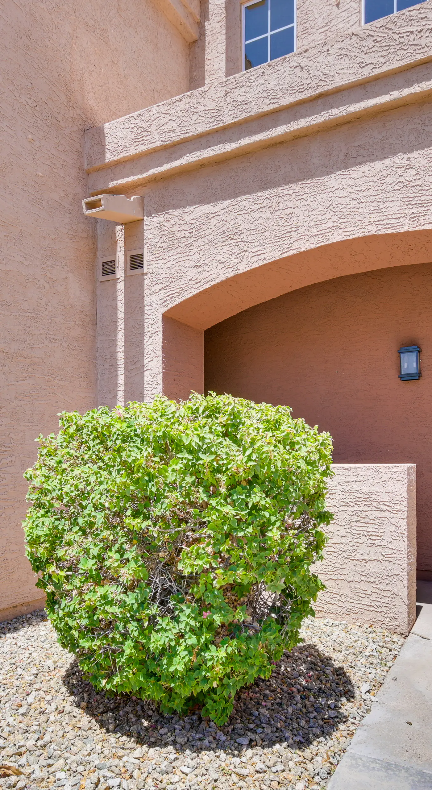 Patio & Pool Access: Lake Havasu City Gem