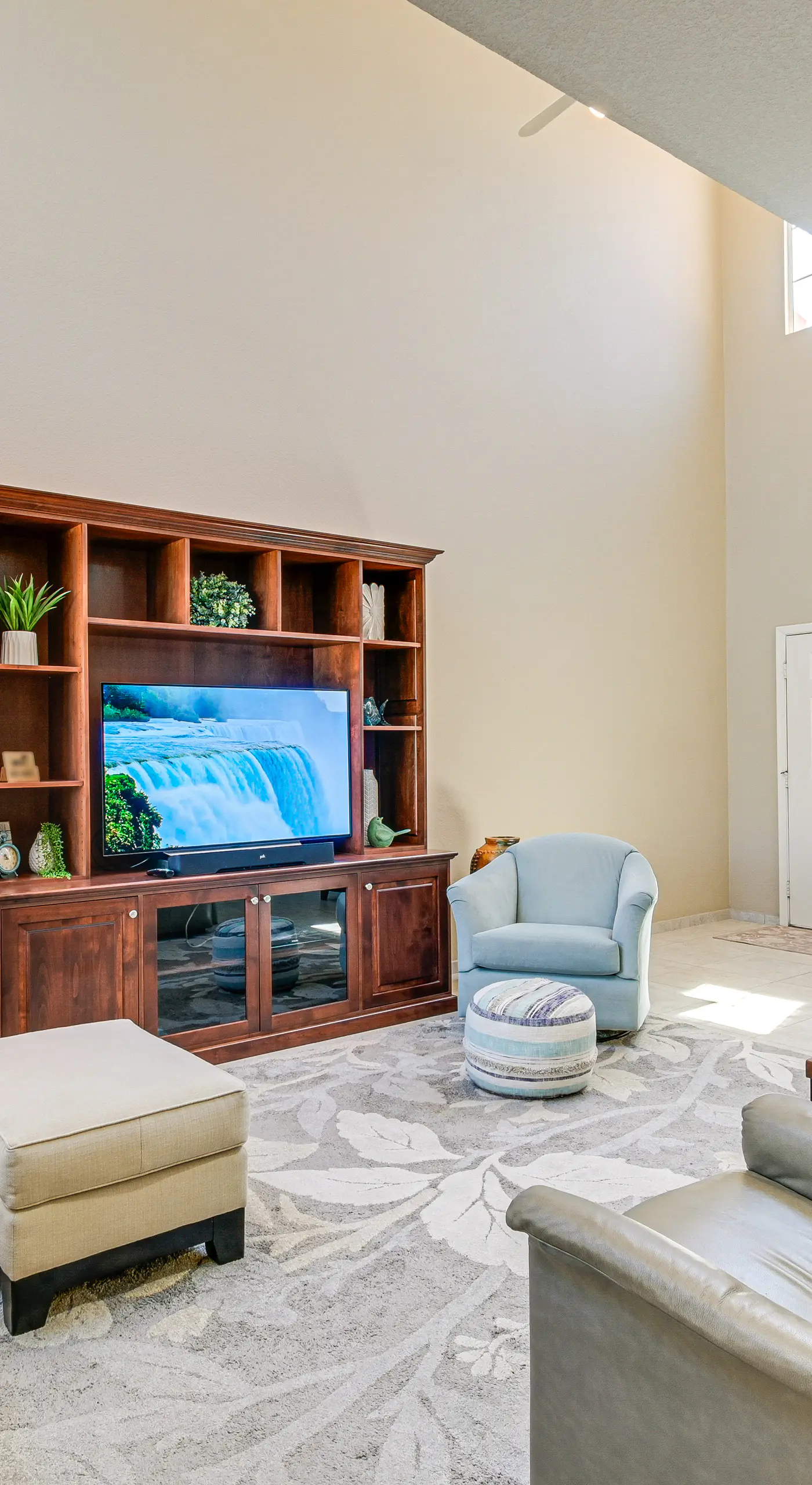 Patio & Pool Access: Lake Havasu City Gem