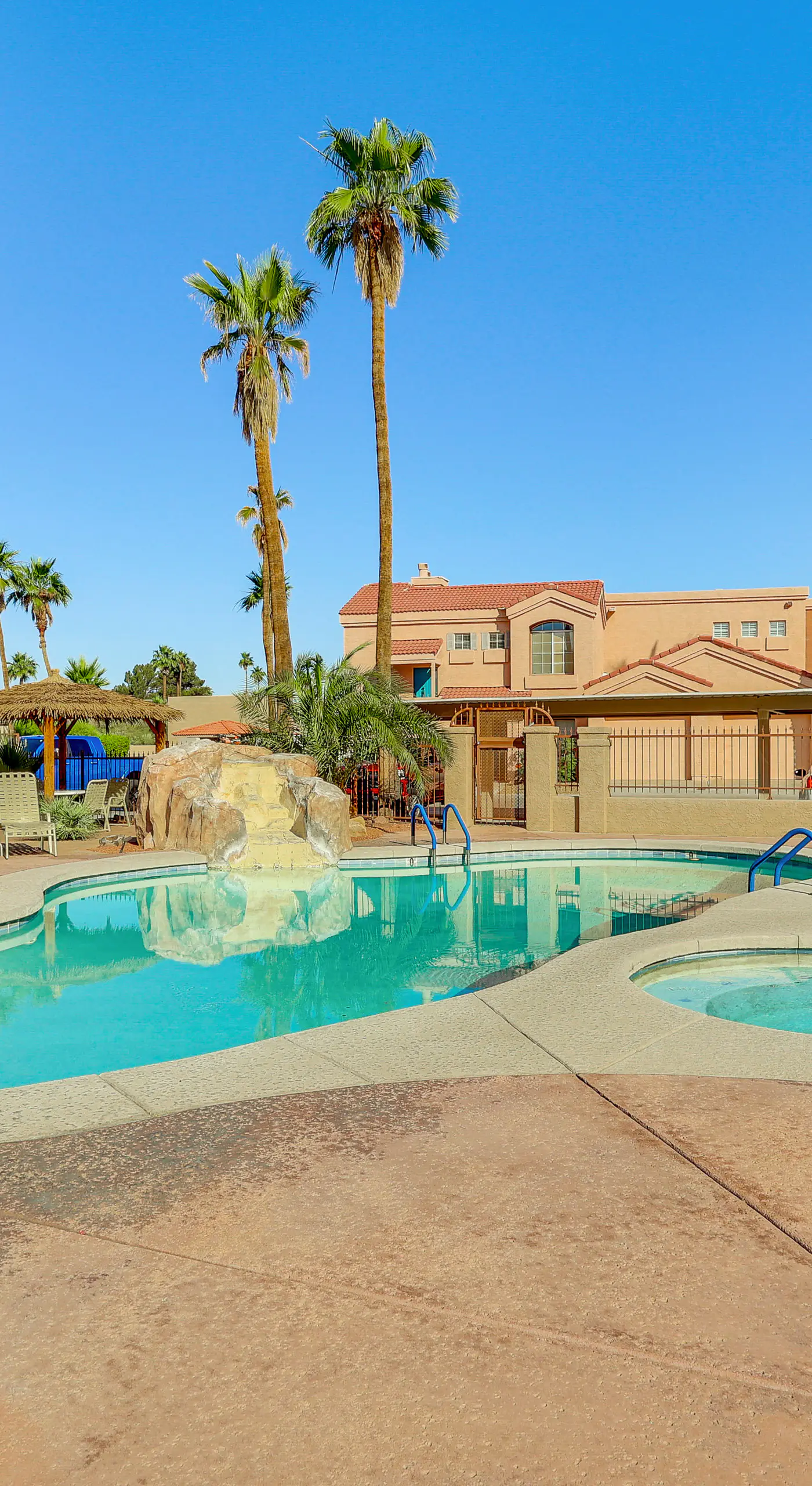 Walk to Rotary Park: LHC Condo w/ Private Patio