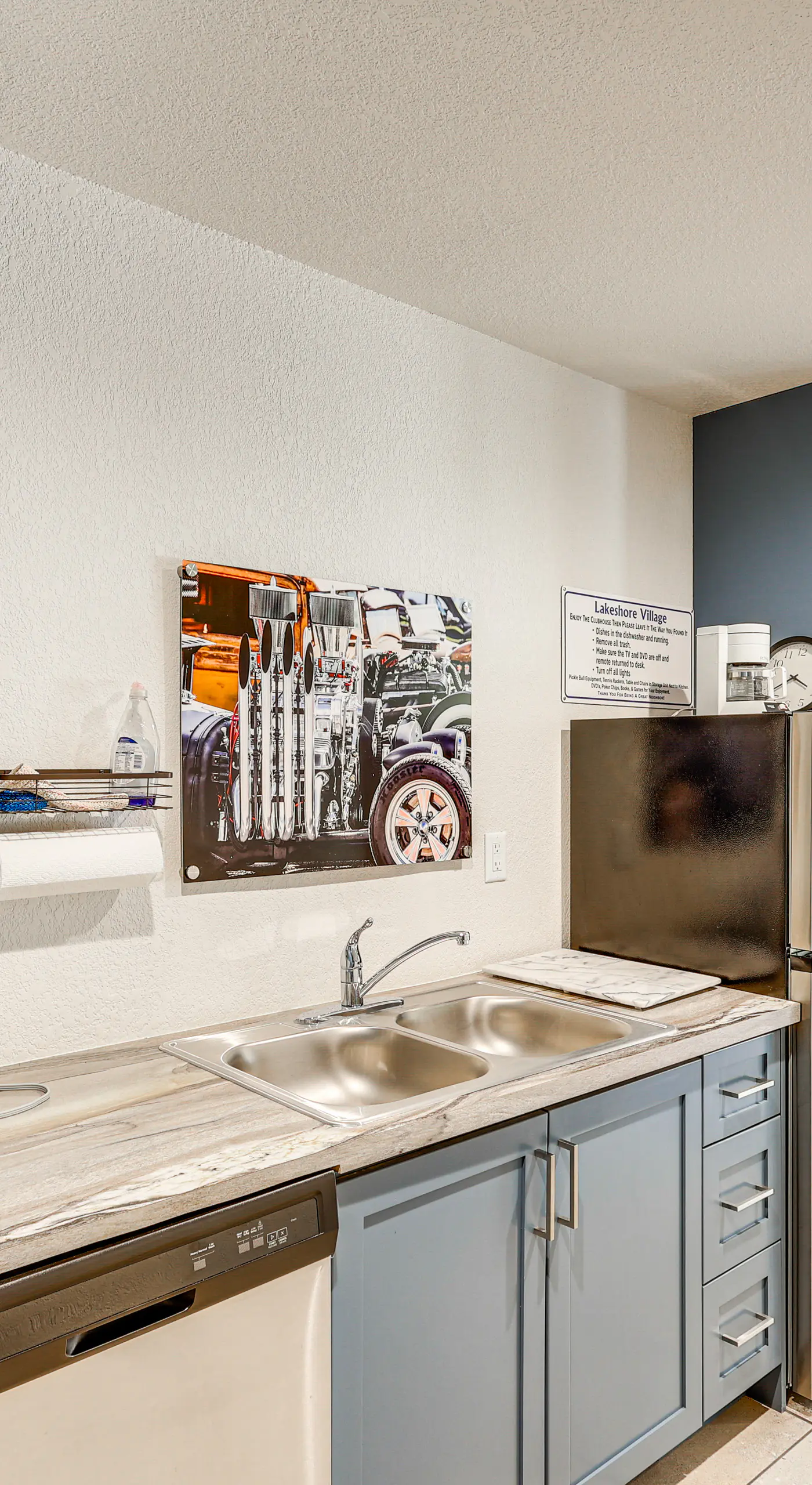 Walk to Rotary Park: LHC Condo w/ Private Patio
