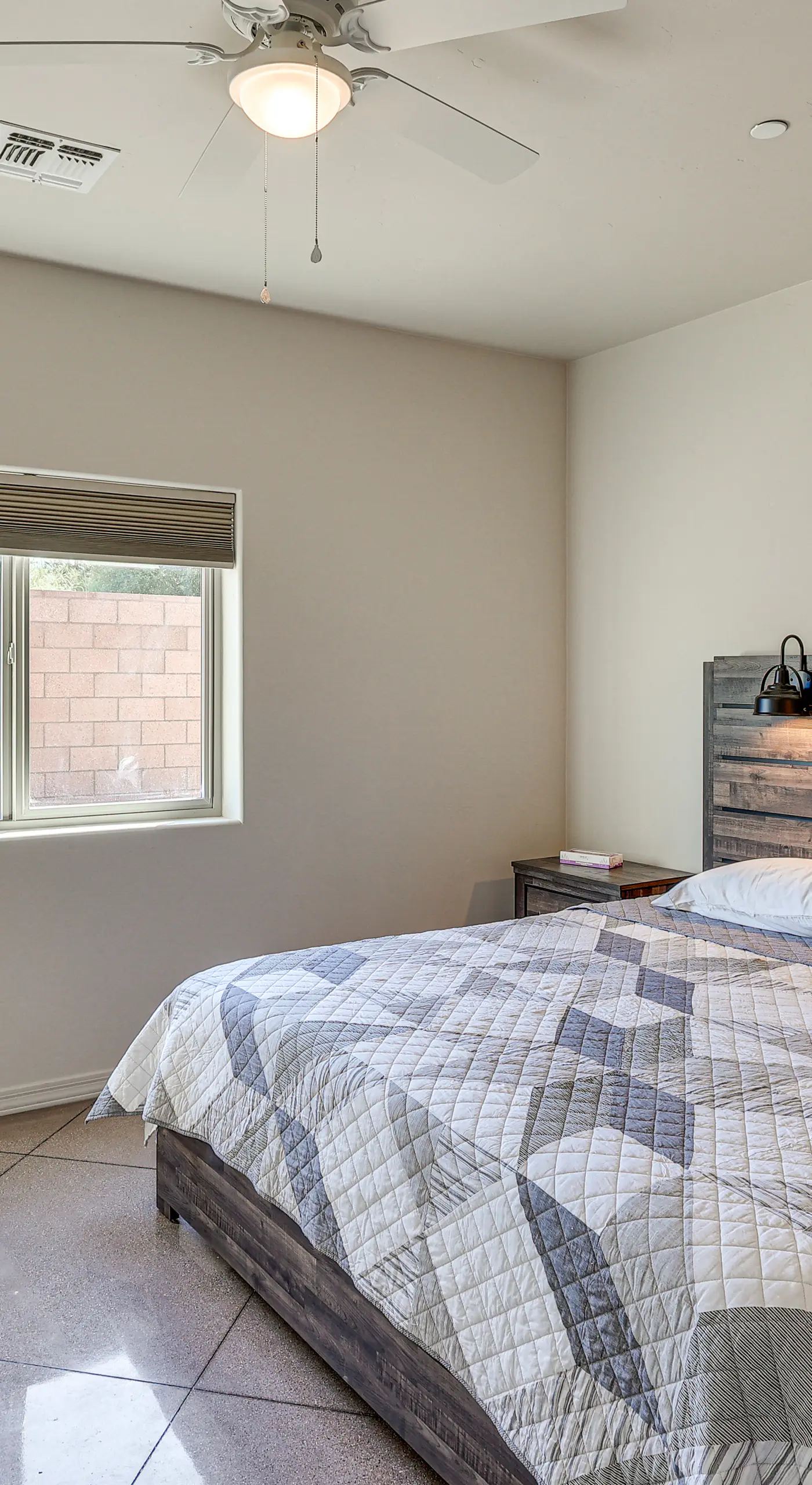 Hike & Explore: Apt 3 Mi to Lake Havasu & Dtwn!