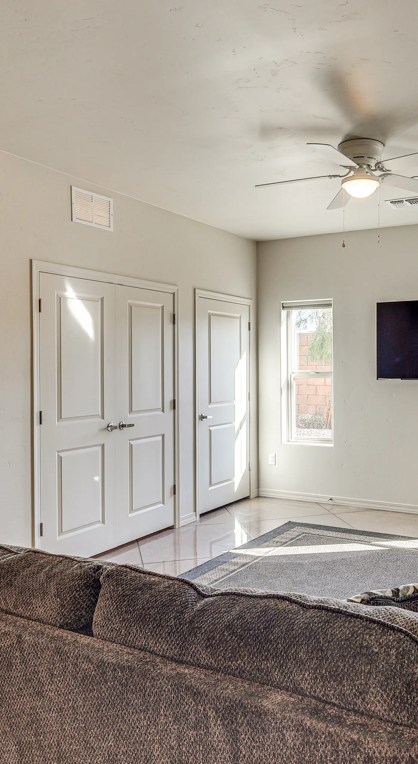 Hike & Explore: Apt 3 Mi to Lake Havasu & Dtwn!
