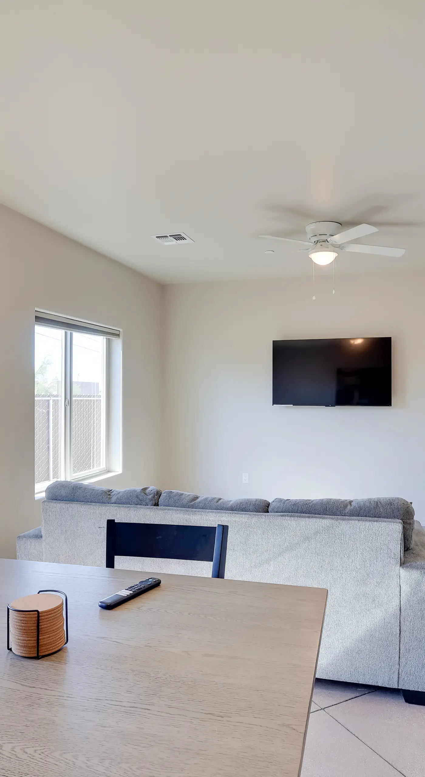 Golf, Hike & Boat! Bright Lake Havasu City Apt