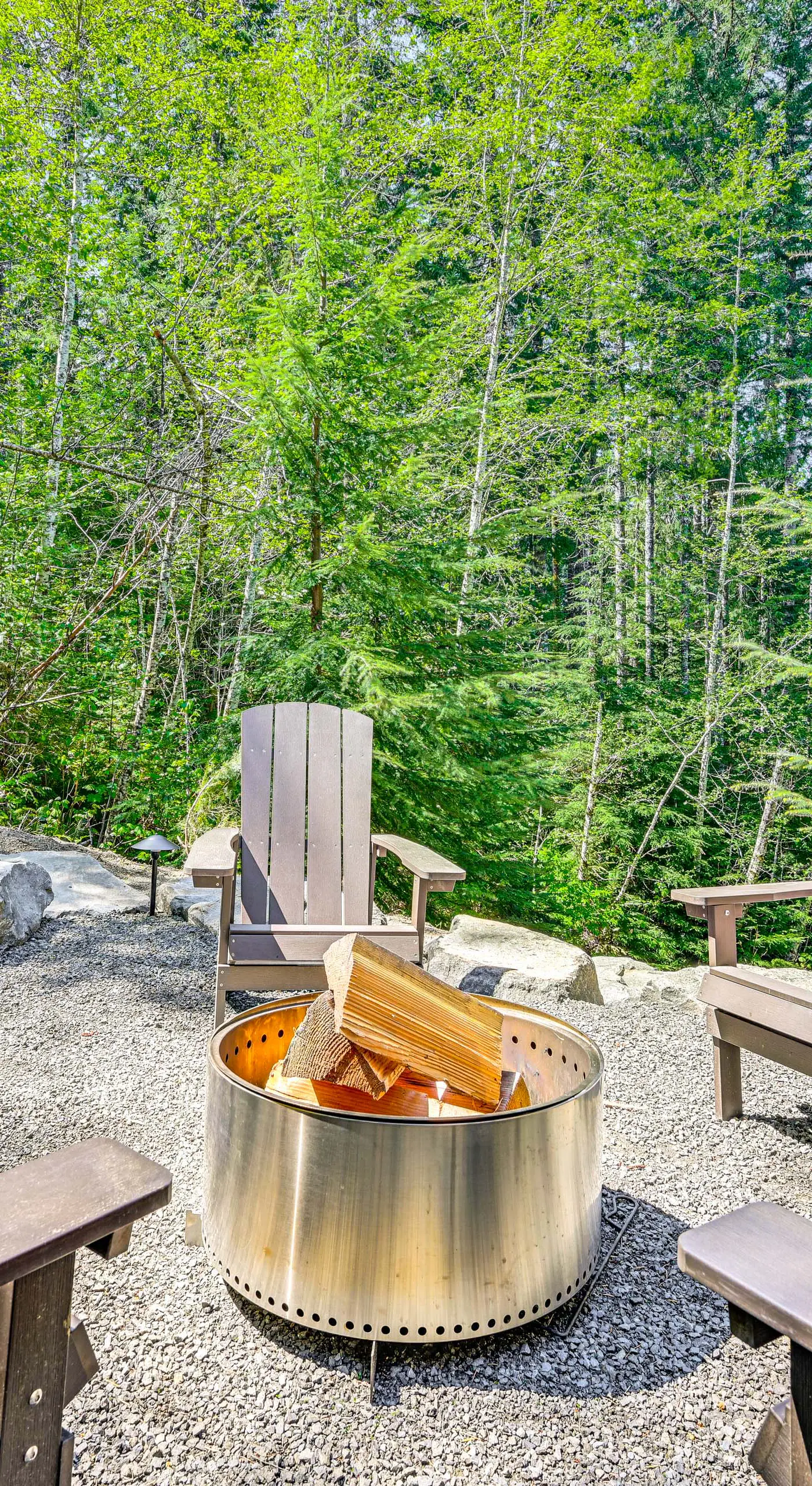'Grizzly Tower' Packwood Cabin w/ Hot Tub!