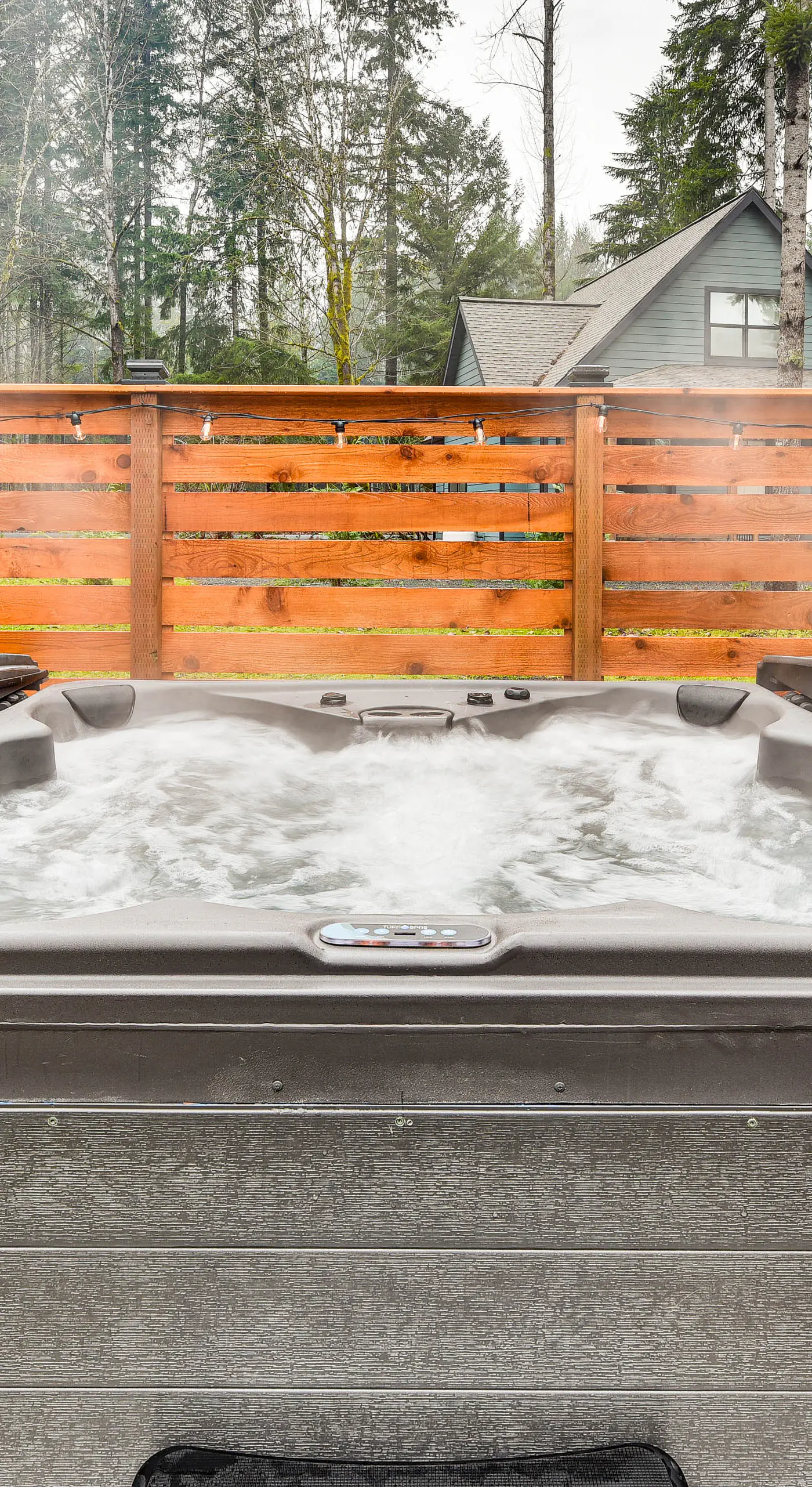 Family-Friendly Packwood Retreat w/ Deck!