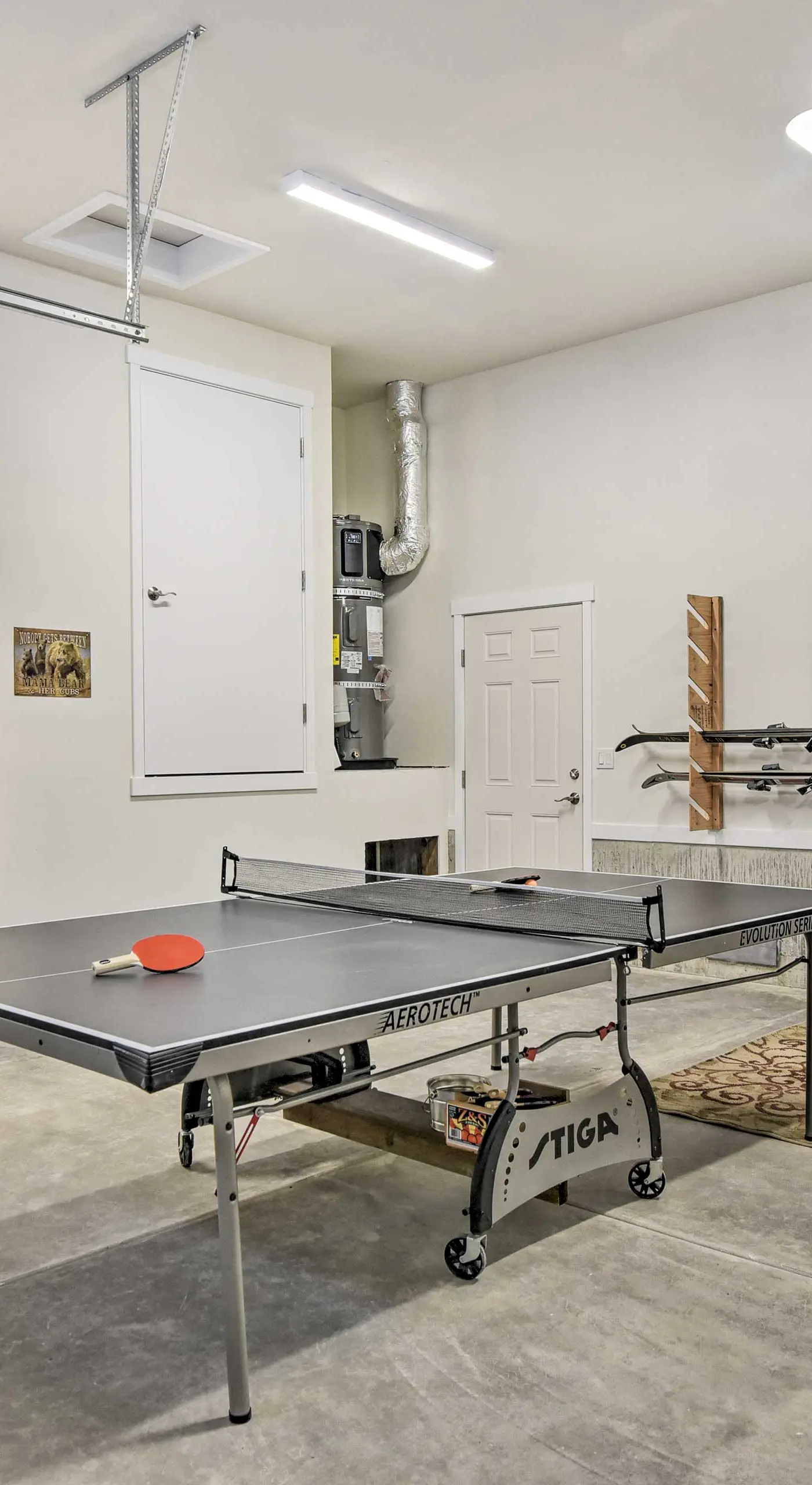 Family-Friendly Packwood Retreat w/ Deck!