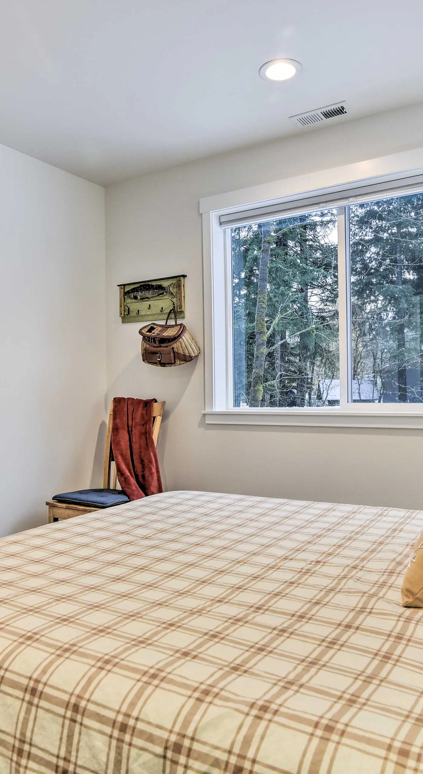 Family-Friendly Packwood Retreat w/ Deck!