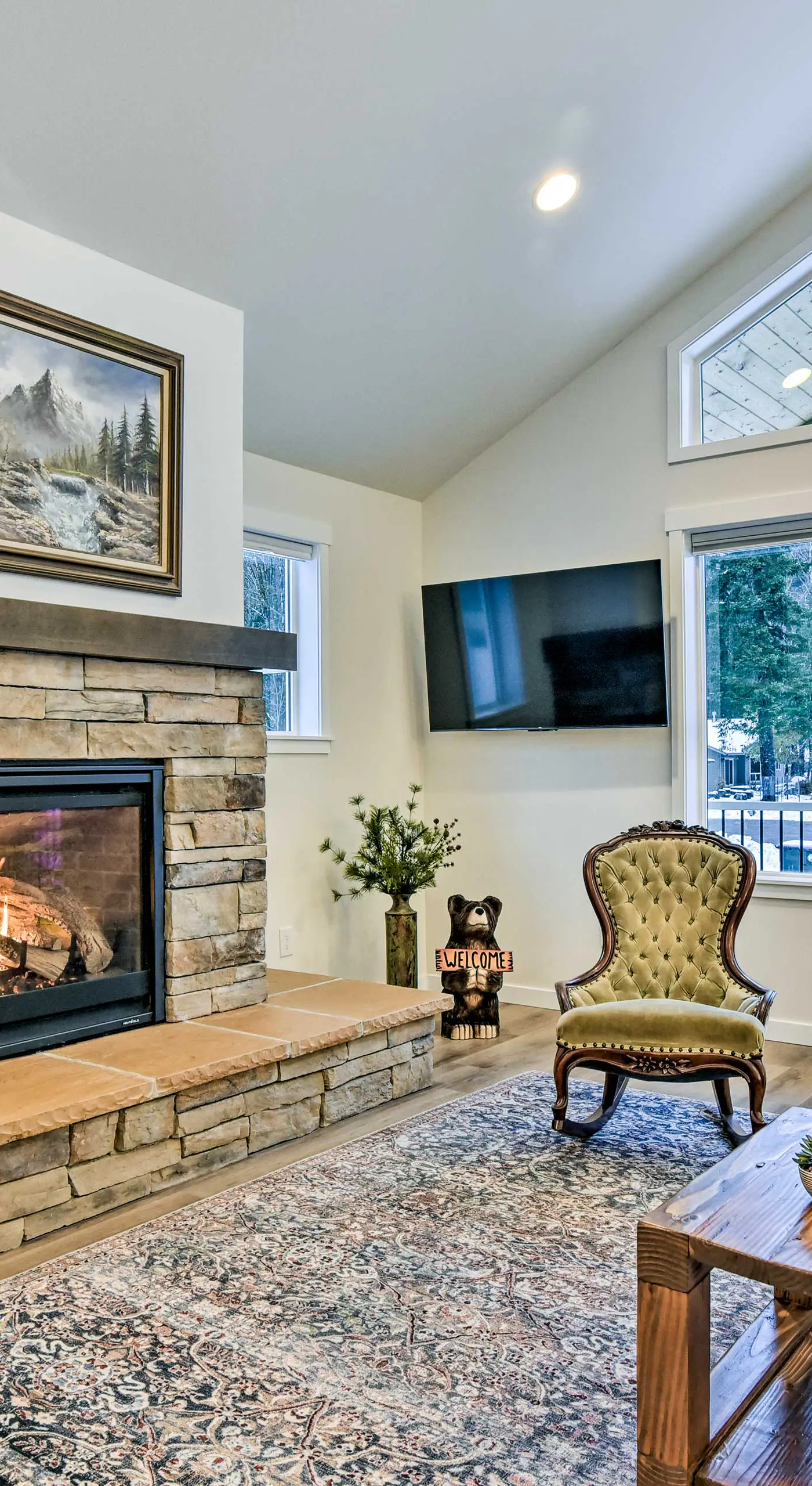 Family-Friendly Packwood Retreat w/ Deck!