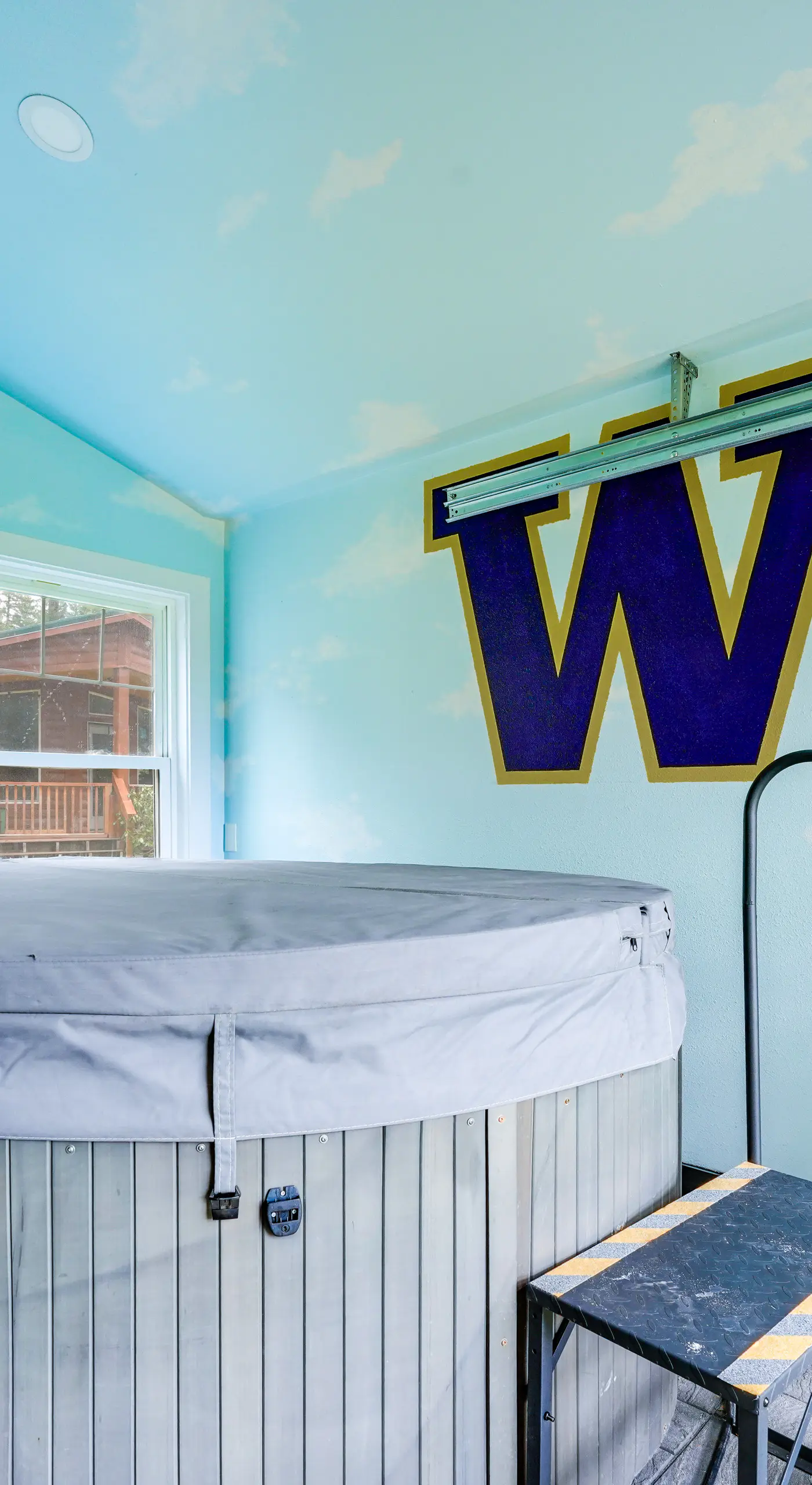 Ski, Fish & Explore: Packwood Home w/ Hot Tub!