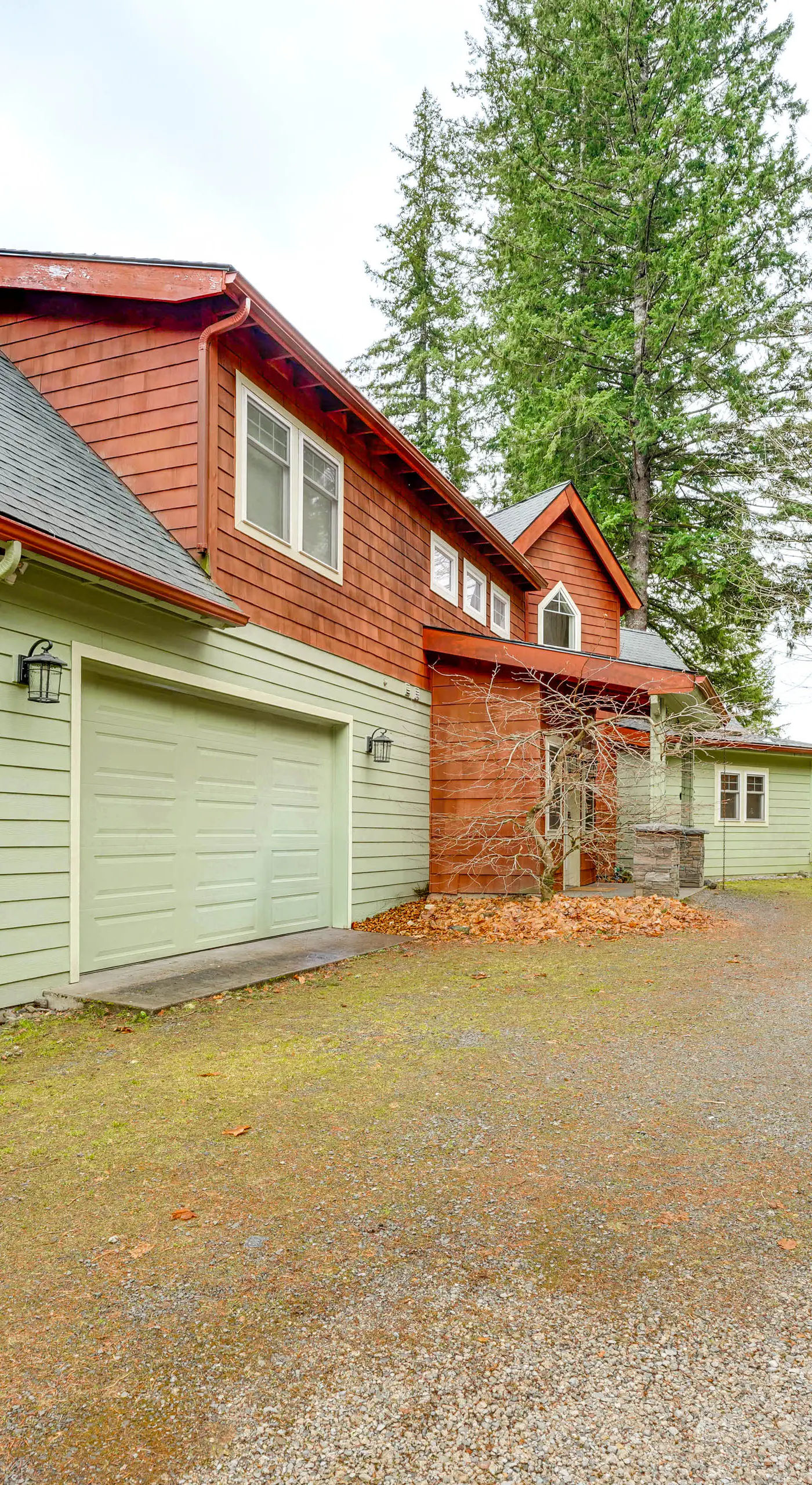 Ski, Fish & Explore: Packwood Home w/ Hot Tub!