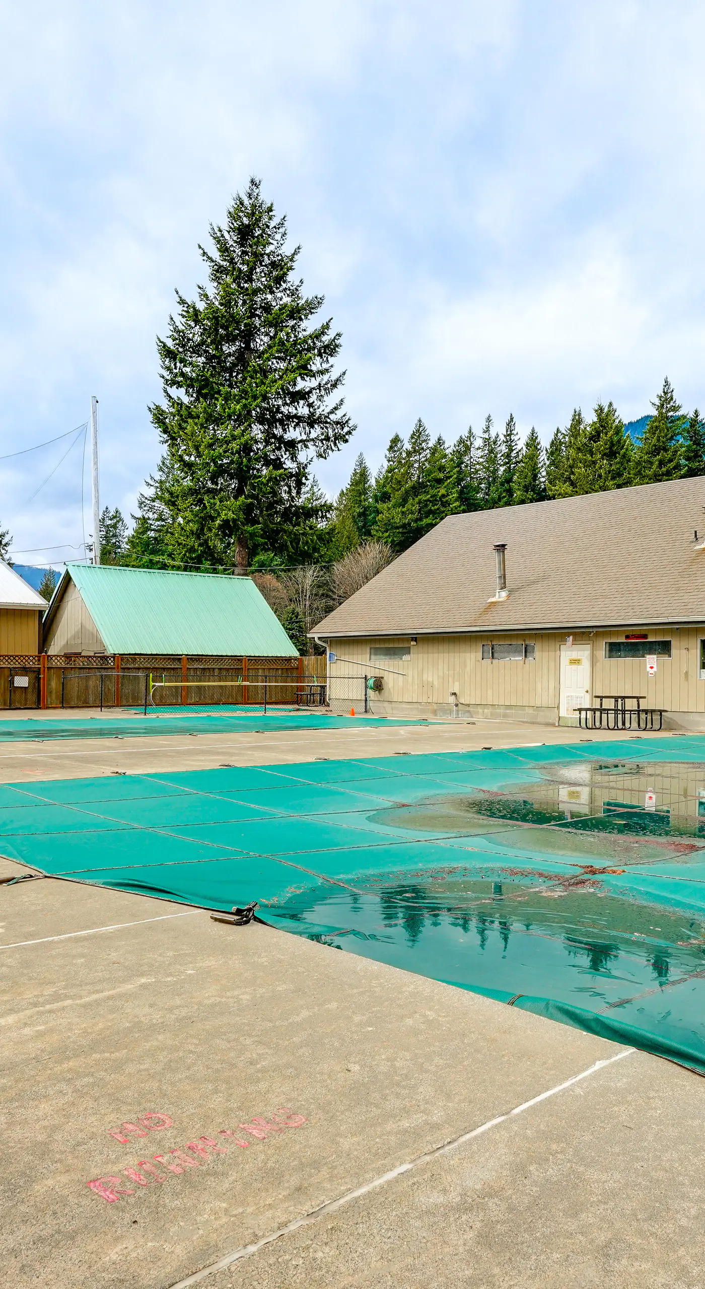Ski, Fish & Explore: Packwood Home w/ Hot Tub!