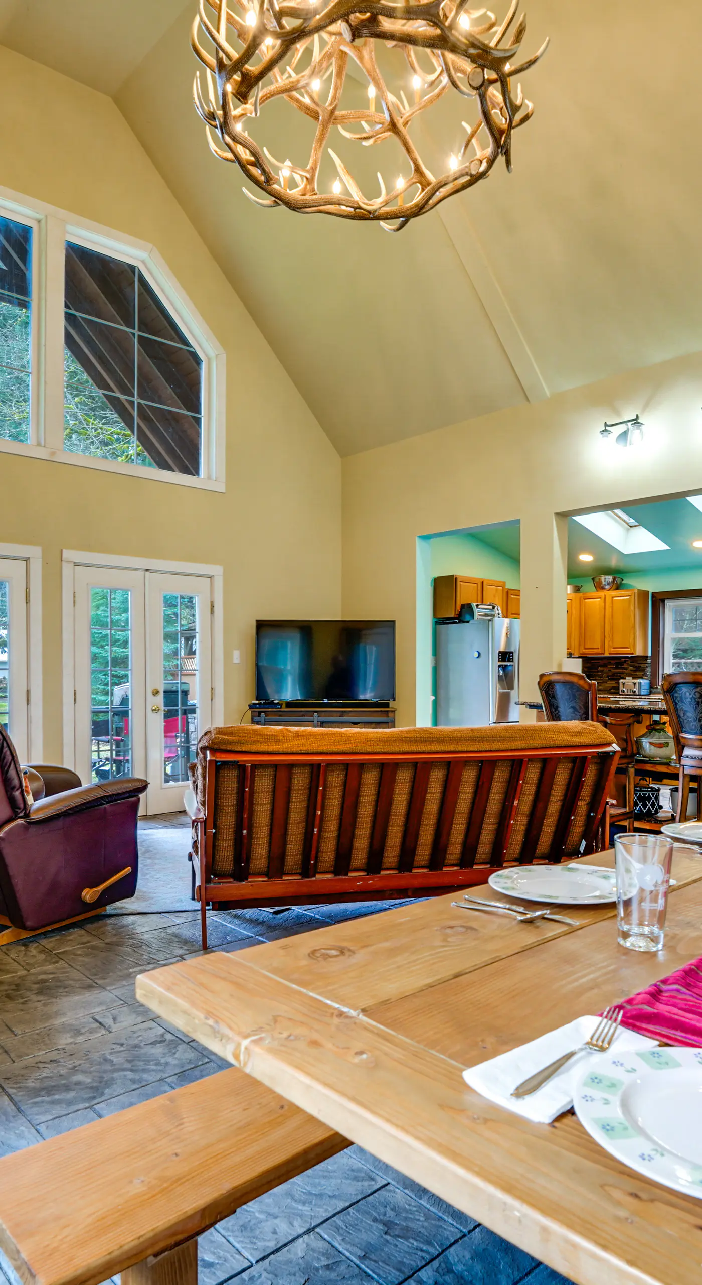Ski, Fish & Explore: Packwood Home w/ Hot Tub!