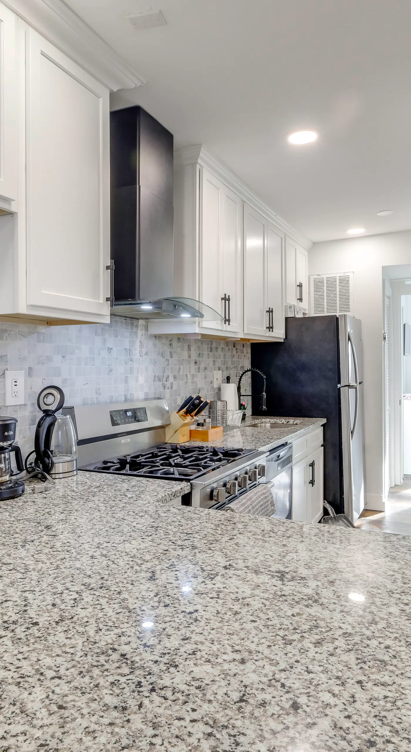 Fire Pit & Yard! Modern DC Unit Near H Street