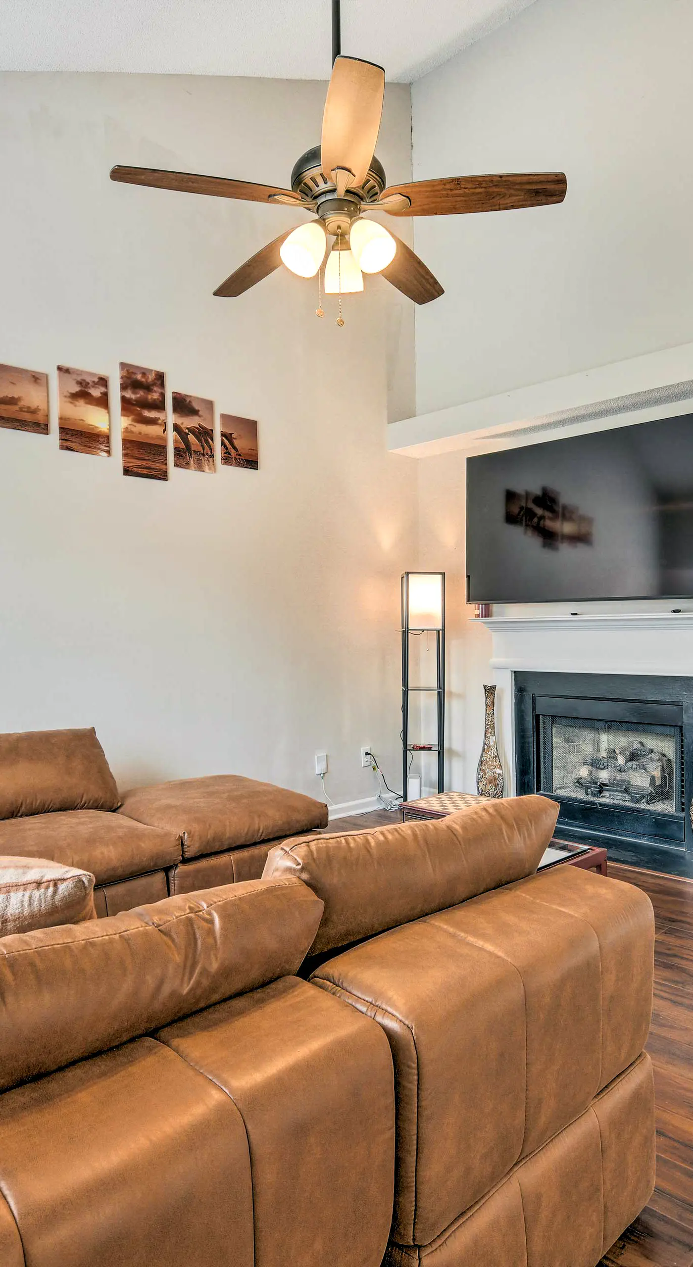 Chic Charlotte Townhome w/ Community Pool