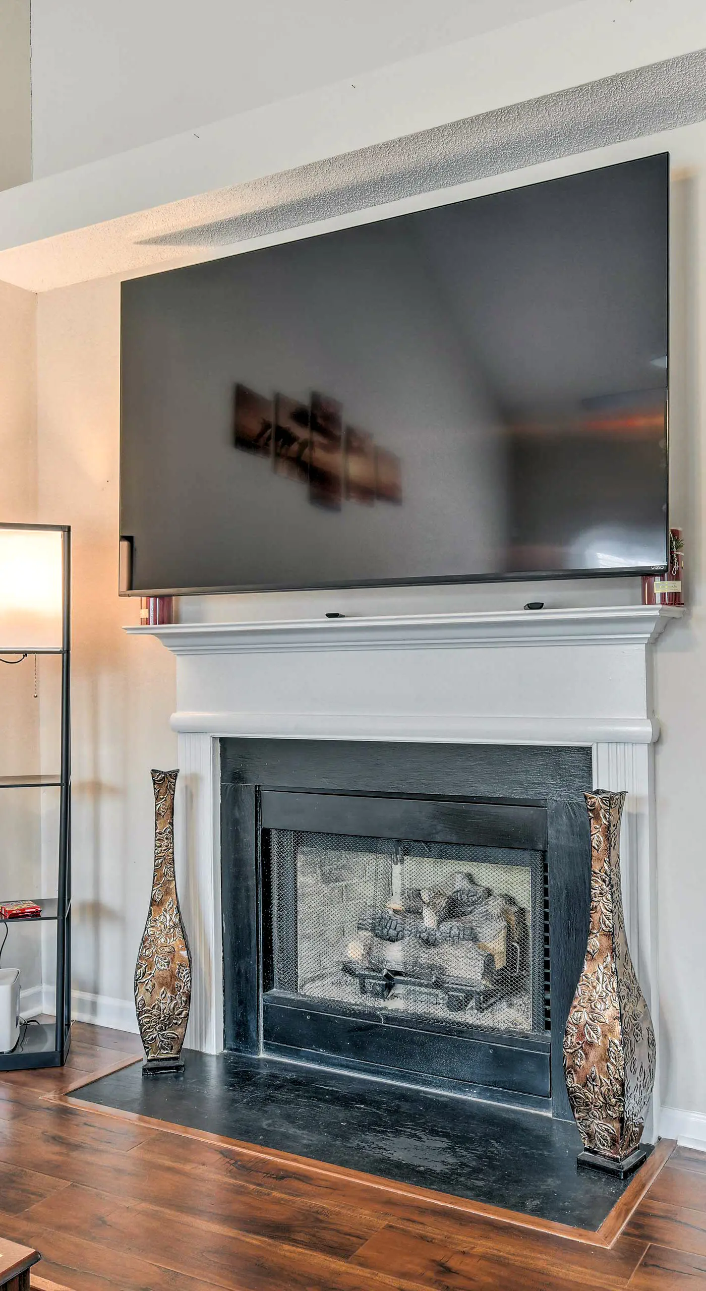 Chic Charlotte Townhome w/ Community Pool