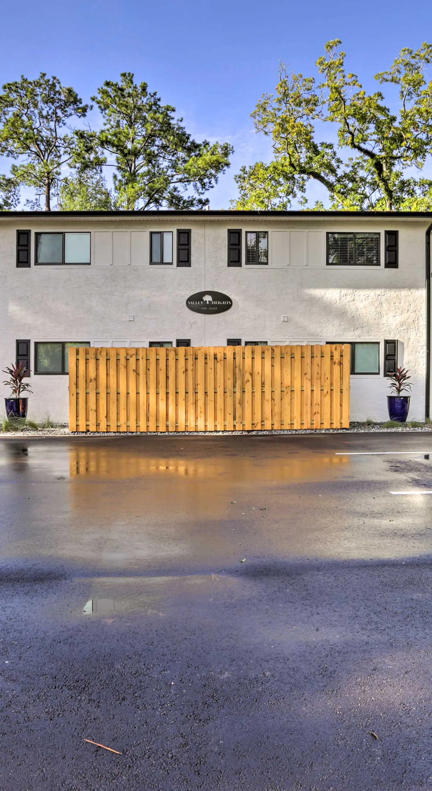 Cozy Tallahassee Apartment w/ Spacious Yard!