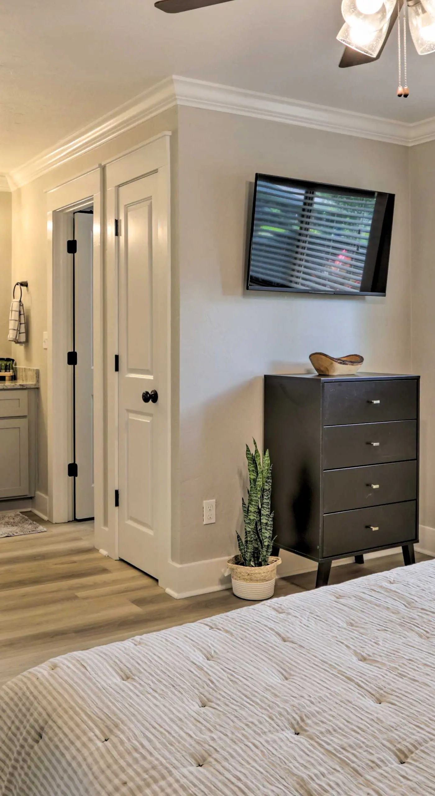 Cozy Tallahassee Apartment w/ Spacious Yard!
