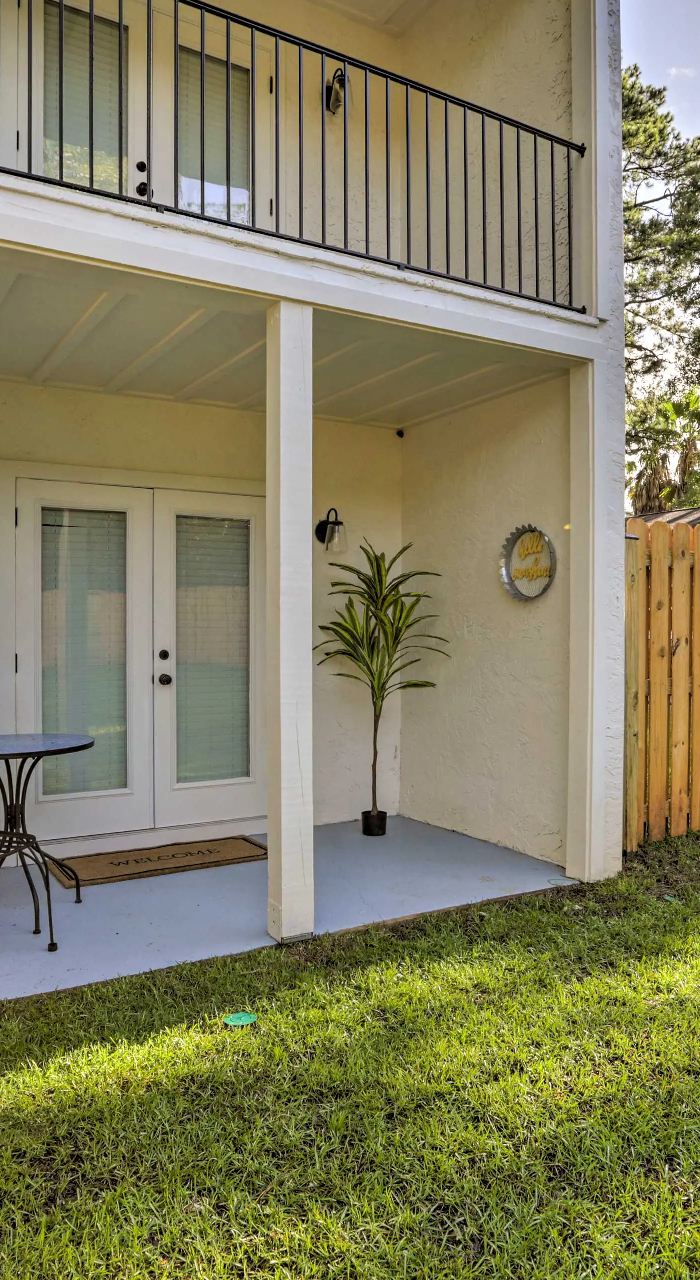 Cozy Tallahassee Apartment w/ Spacious Yard!