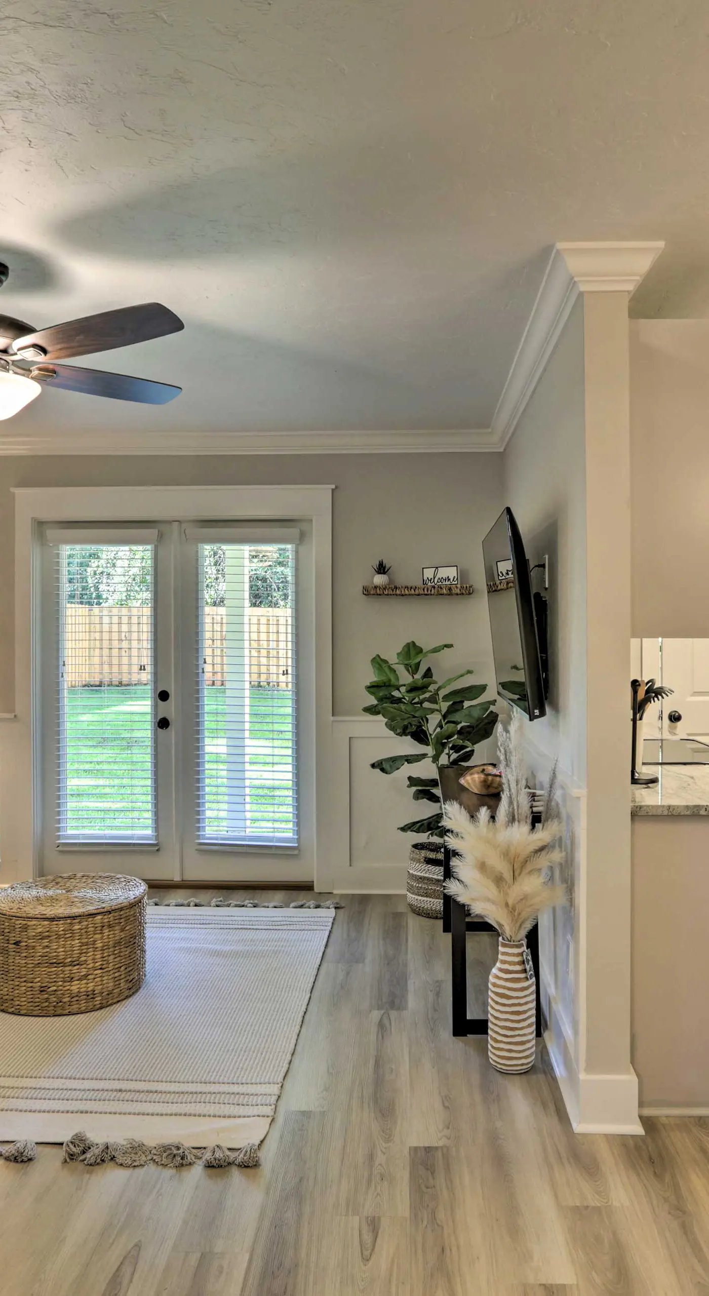 Cozy Tallahassee Apartment w/ Spacious Yard!