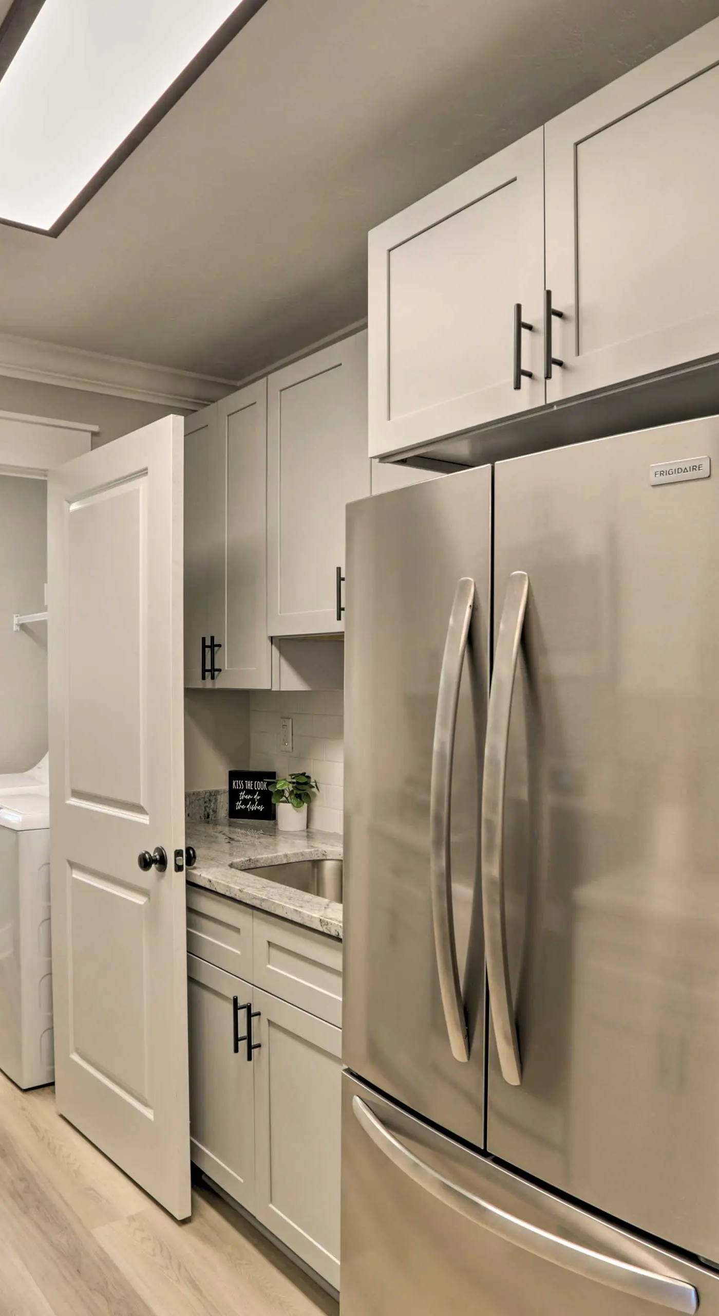 Cozy Tallahassee Apartment w/ Spacious Yard!
