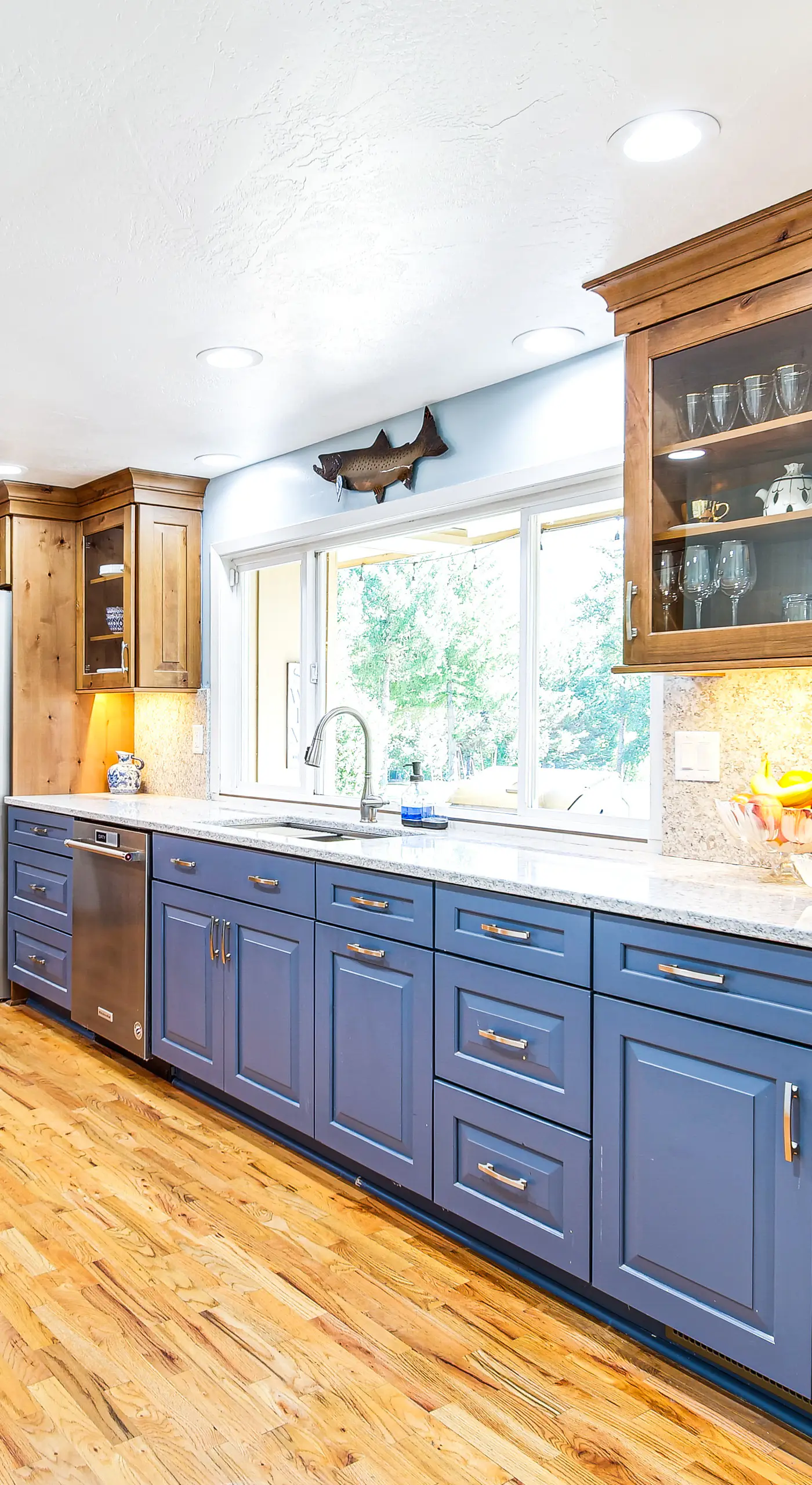 Lovely Riverfront Grants Pass Home: Pool & Hot Tub